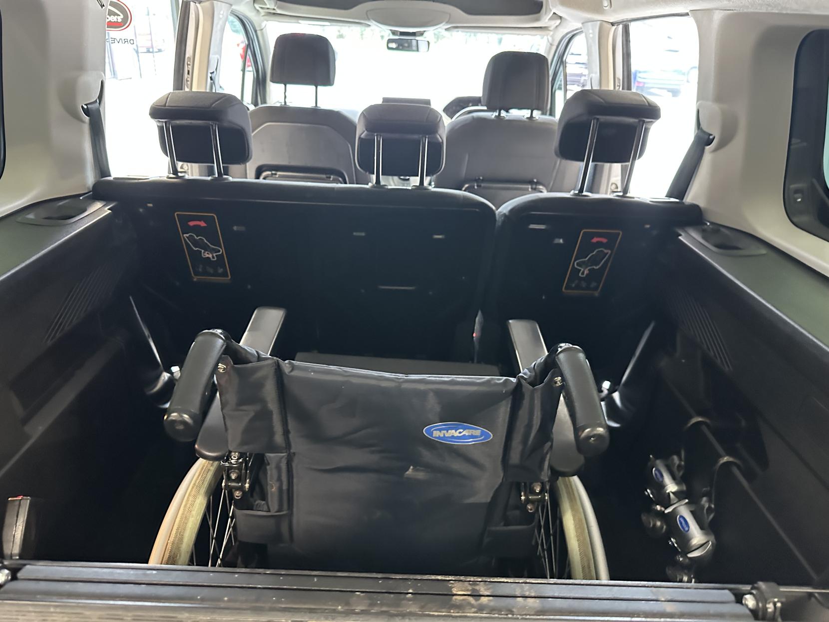 Peugeot Rifter RARE XL SIZE WITH 5 FULL SEATS + WHEELCHAIR USER AND A WINCH! JUST 14,694 MILES!! **WHEELCHAIR ADAPTED**