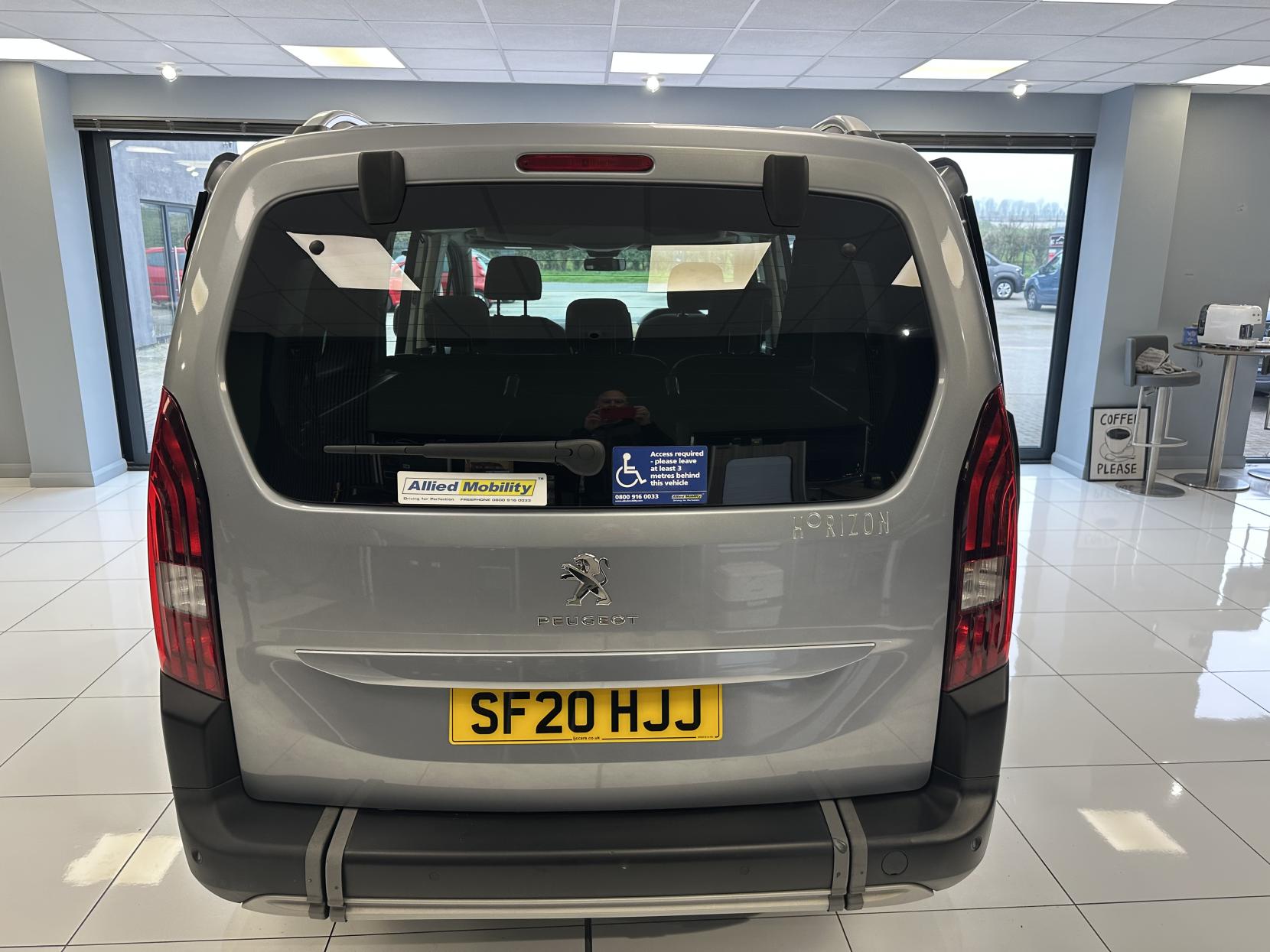 Peugeot Rifter RARE XL SIZE WITH 5 FULL SEATS + WHEELCHAIR USER AND A WINCH! JUST 14,694 MILES!! **WHEELCHAIR ADAPTED**