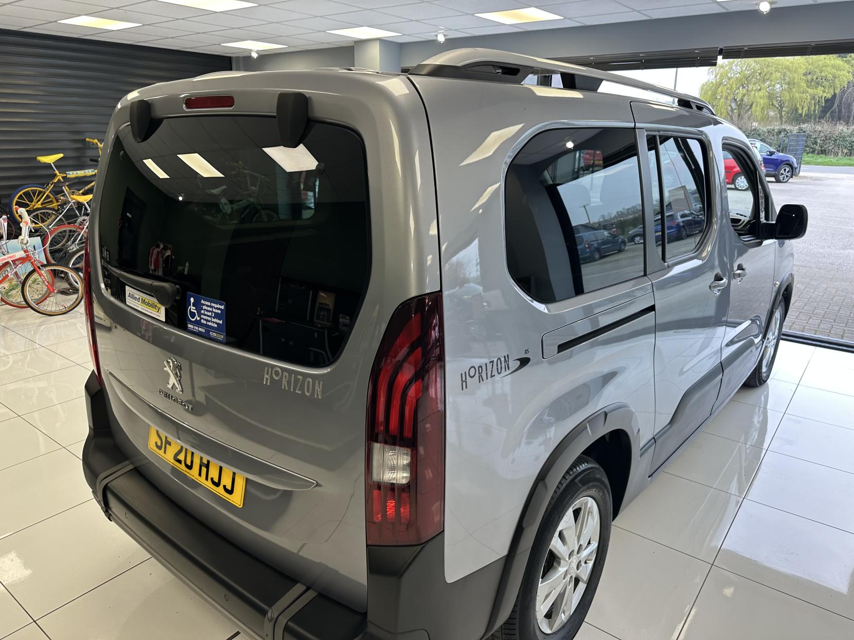 Peugeot Rifter RARE XL SIZE WITH 5 FULL SEATS + WHEELCHAIR USER AND A WINCH! JUST 14,694 MILES!! **WHEELCHAIR ADAPTED**