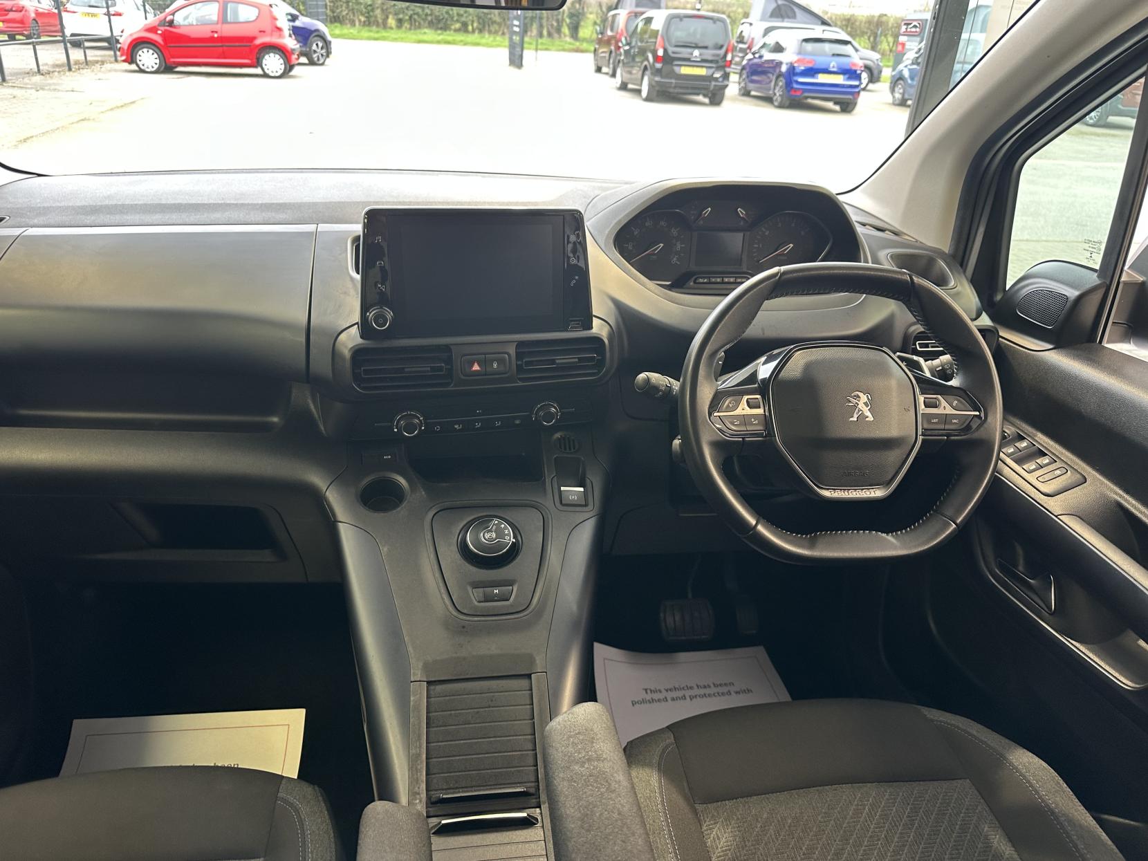 Peugeot Rifter RARE XL SIZE WITH 5 FULL SEATS + WHEELCHAIR USER AND A WINCH! JUST 14,694 MILES!! **WHEELCHAIR ADAPTED**