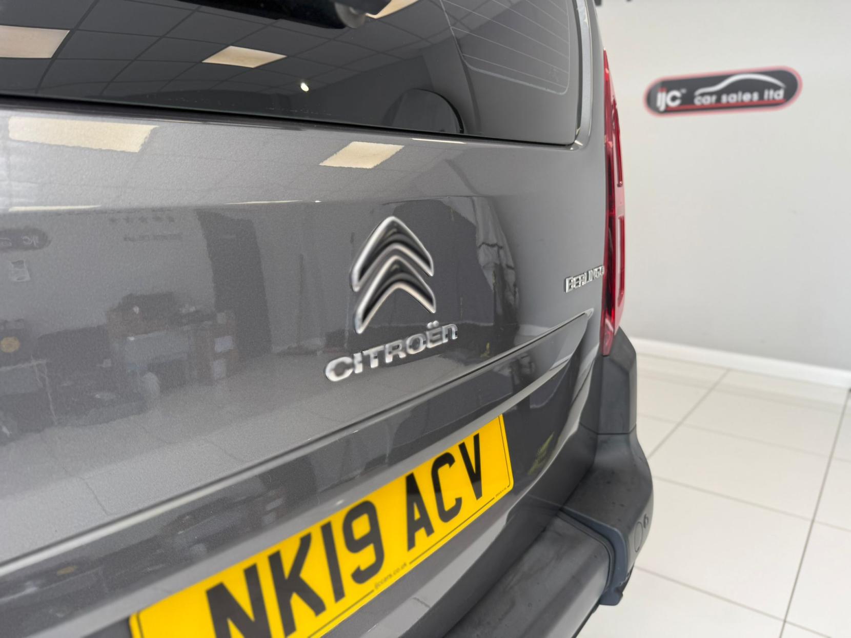 Citroen Berlingo WHEELCHAIR ADAPTED,JUST 16,003 MILES! SAT NAV, WAV CARRIES 4 WITH A WINCH! UPTO 65 MPG, NEWER SHAPE MK3 MODEL 1.5 BlueHDi Feel M MPV 5dr Diesel Manual Euro 6 (100 ps)