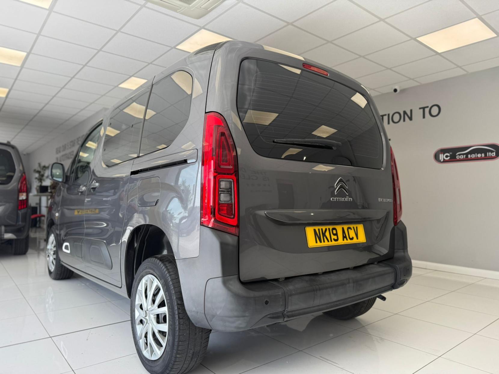 Citroen Berlingo WHEELCHAIR ADAPTED,JUST 16,003 MILES! SAT NAV, WAV CARRIES 4 WITH A WINCH! UPTO 65 MPG, NEWER SHAPE MK3 MODEL 1.5 BlueHDi Feel M MPV 5dr Diesel Manual Euro 6 (100 ps)