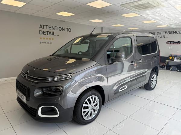Citroen Berlingo WHEELCHAIR ADAPTED,JUST 16,003 MILES! SAT NAV, WAV CARRIES 4 WITH A WINCH! UPTO 65 MPG, NEWER SHAPE MK3 MODEL 1.5 BlueHDi Feel M MPV 5dr Diesel Manual Euro 6 (100 ps)