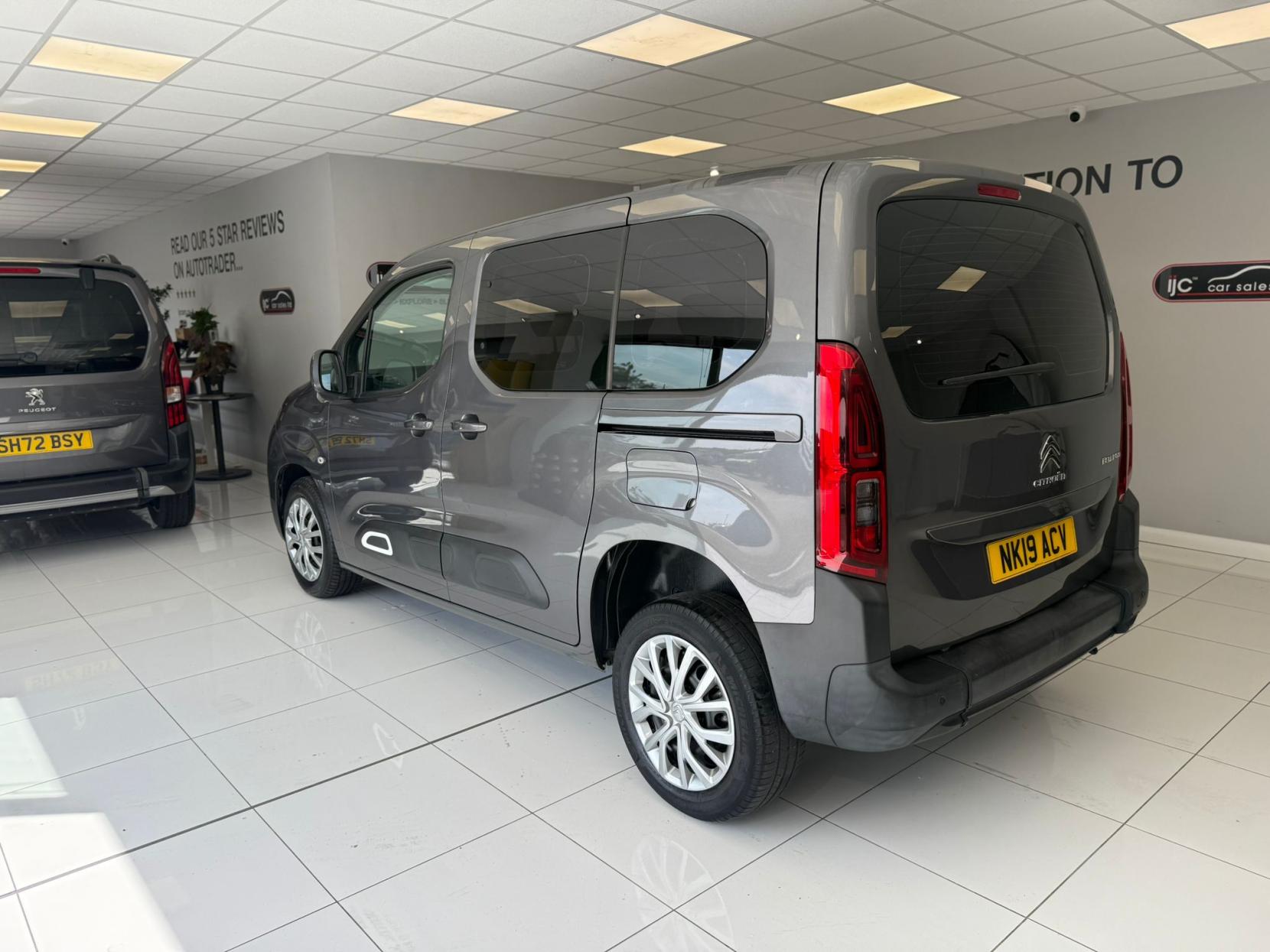 Citroen Berlingo WHEELCHAIR ADAPTED,JUST 16,003 MILES! SAT NAV, WAV CARRIES 4 WITH A WINCH! UPTO 65 MPG, NEWER SHAPE MK3 MODEL 1.5 BlueHDi Feel M MPV 5dr Diesel Manual Euro 6 (100 ps)