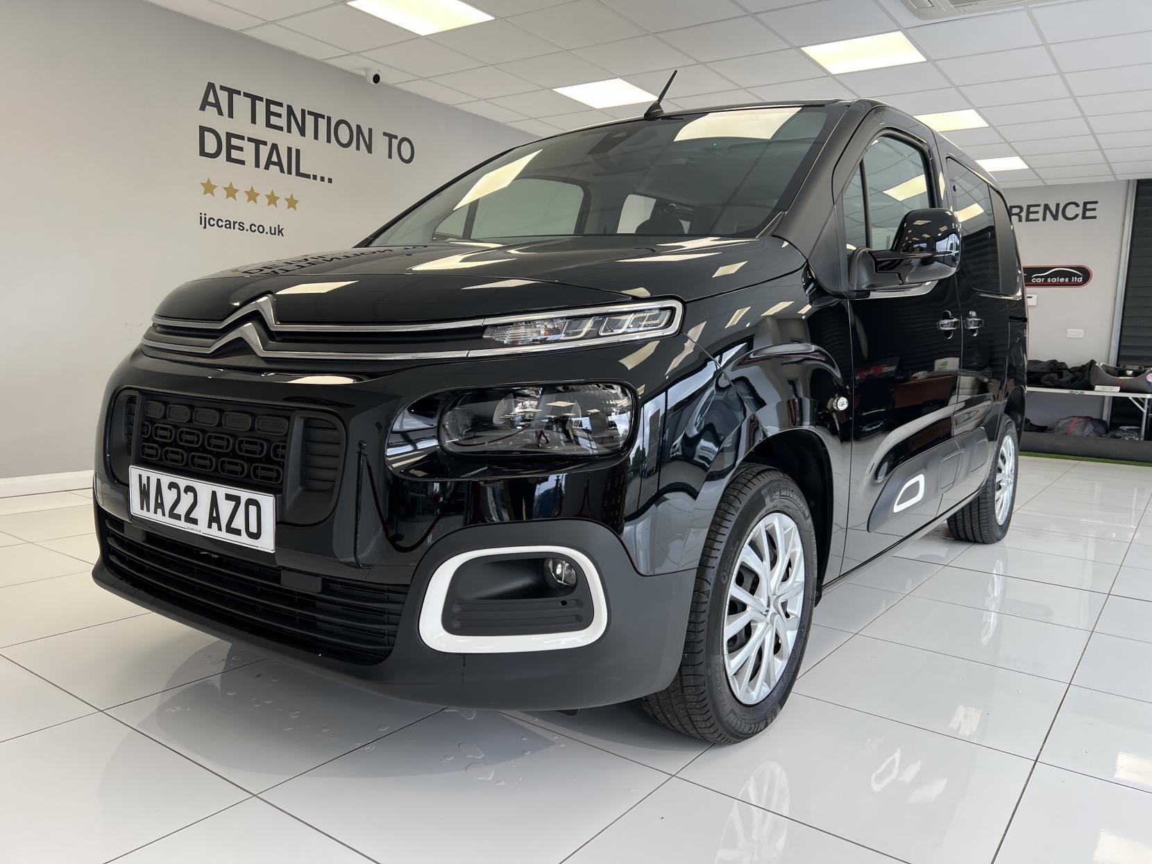 Citroen Berlingo **FREE POP TOP ROOF OR A £3,000 DISCOUNT IF NOT REQUIRED!** 2022 CITROEN BERLINGO WITH JUST 1,325 MILES!! BRAND NEW UNUSED MICRO CAMPER CONVERSION R&R BED LAYOUT!!!- with just 1,325 MILES! 1.5 BlueHDi Feel M MPV 5dr Diesel Manual Euro 6 (s/s) (100 ps)