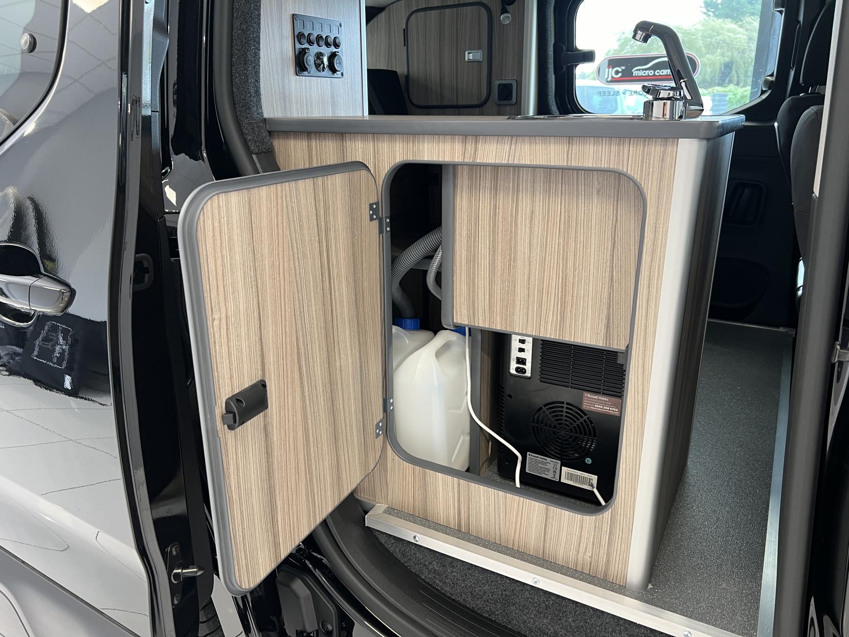 Citroen Berlingo **FREE POP TOP ROOF OR A £3,000 DISCOUNT IF NOT REQUIRED!** 2022 CITROEN BERLINGO WITH JUST 1,325 MILES!! BRAND NEW UNUSED MICRO CAMPER CONVERSION R&R BED LAYOUT!!!- with just 1,325 MILES! 1.5 BlueHDi Feel M MPV 5dr Diesel Manual Euro 6 (s/s) (100 ps)