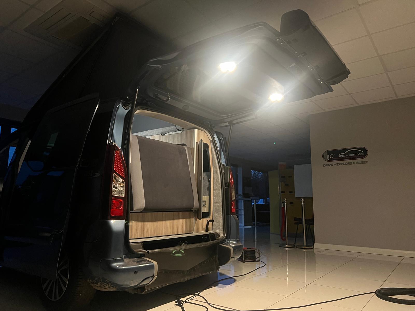 Citroen Berlingo **FREE POP TOP ROOF OR A £3,000 DISCOUNT IF NOT REQUIRED!** 2022 CITROEN BERLINGO WITH JUST 1,325 MILES!! BRAND NEW UNUSED MICRO CAMPER CONVERSION R&R BED LAYOUT!!!- with just 1,325 MILES! 1.5 BlueHDi Feel M MPV 5dr Diesel Manual Euro 6 (s/s) (100 ps)