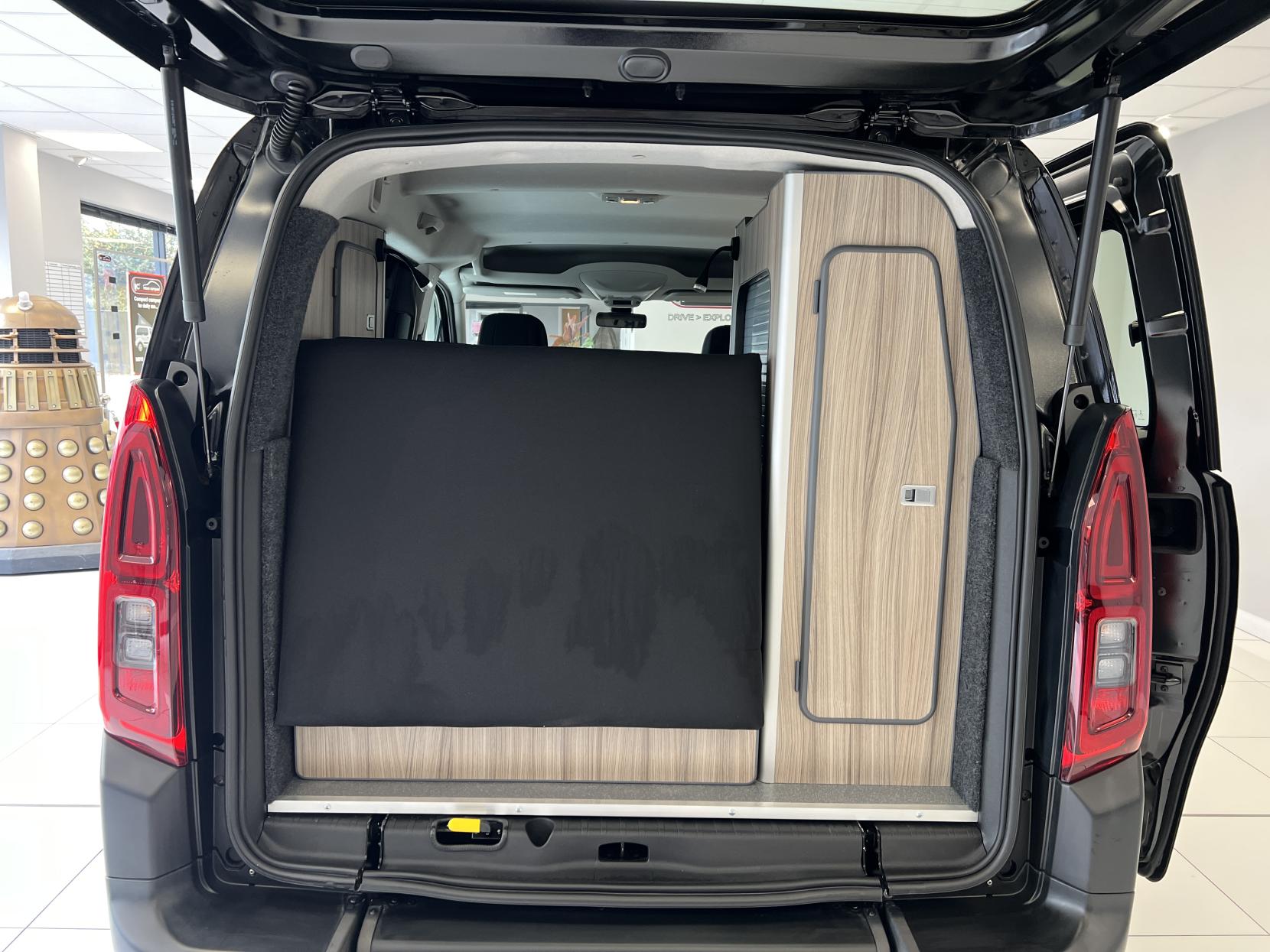 Citroen Berlingo **FREE POP TOP ROOF OR A £3,000 DISCOUNT IF NOT REQUIRED!** 2022 CITROEN BERLINGO WITH JUST 1,325 MILES!! BRAND NEW UNUSED MICRO CAMPER CONVERSION R&R BED LAYOUT!!!- with just 1,325 MILES! 1.5 BlueHDi Feel M MPV 5dr Diesel Manual Euro 6 (s/s) (100 ps)