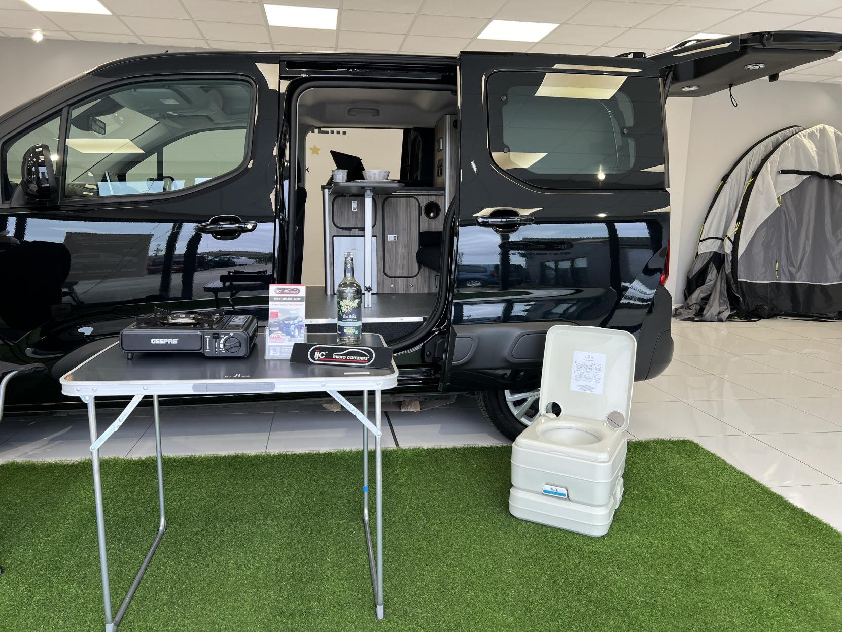 Citroen Berlingo **FREE POP TOP ROOF OR A £3,000 DISCOUNT IF NOT REQUIRED!** 2022 CITROEN BERLINGO WITH JUST 1,325 MILES!! BRAND NEW UNUSED MICRO CAMPER CONVERSION R&R BED LAYOUT!!!- with just 1,325 MILES! 1.5 BlueHDi Feel M MPV 5dr Diesel Manual Euro 6 (s/s) (100 ps)