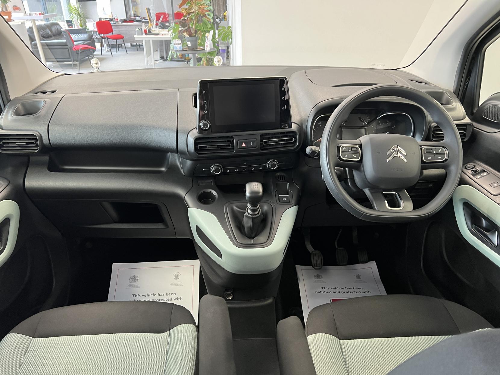 Citroen Berlingo **FREE POP TOP ROOF OR A £3,000 DISCOUNT IF NOT REQUIRED!** 2022 CITROEN BERLINGO WITH JUST 1,325 MILES!! BRAND NEW UNUSED MICRO CAMPER CONVERSION R&R BED LAYOUT!!!- with just 1,325 MILES! 1.5 BlueHDi Feel M MPV 5dr Diesel Manual Euro 6 (s/s) (100 ps)