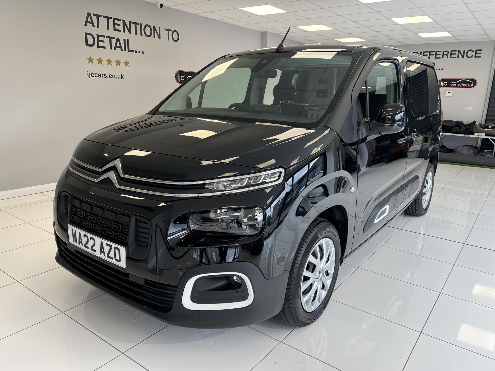 Citroen Berlingo **FREE POP TOP ROOF OR A £3,000 DISCOUNT IF NOT REQUIRED!** 2022 CITROEN BERLINGO WITH JUST 1,325 MILES!! BRAND NEW UNUSED MICRO CAMPER CONVERSION R&R BED LAYOUT!!!- with just 1,325 MILES! 1.5 BlueHDi Feel M MPV 5dr Diesel Manual Euro 6 (s/s) (100 ps)