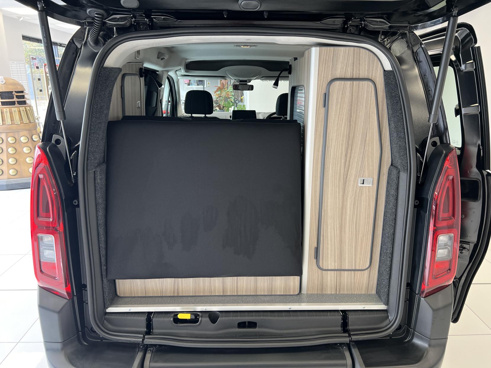 Citroen Berlingo **FREE POP TOP ROOF OR A £3,000 DISCOUNT IF NOT REQUIRED!** 2022 CITROEN BERLINGO WITH JUST 1,325 MILES!! BRAND NEW UNUSED MICRO CAMPER CONVERSION R&R BED LAYOUT!!!- with just 1,325 MILES! 1.5 BlueHDi Feel M MPV 5dr Diesel Manual Euro 6 (s/s) (100 ps)