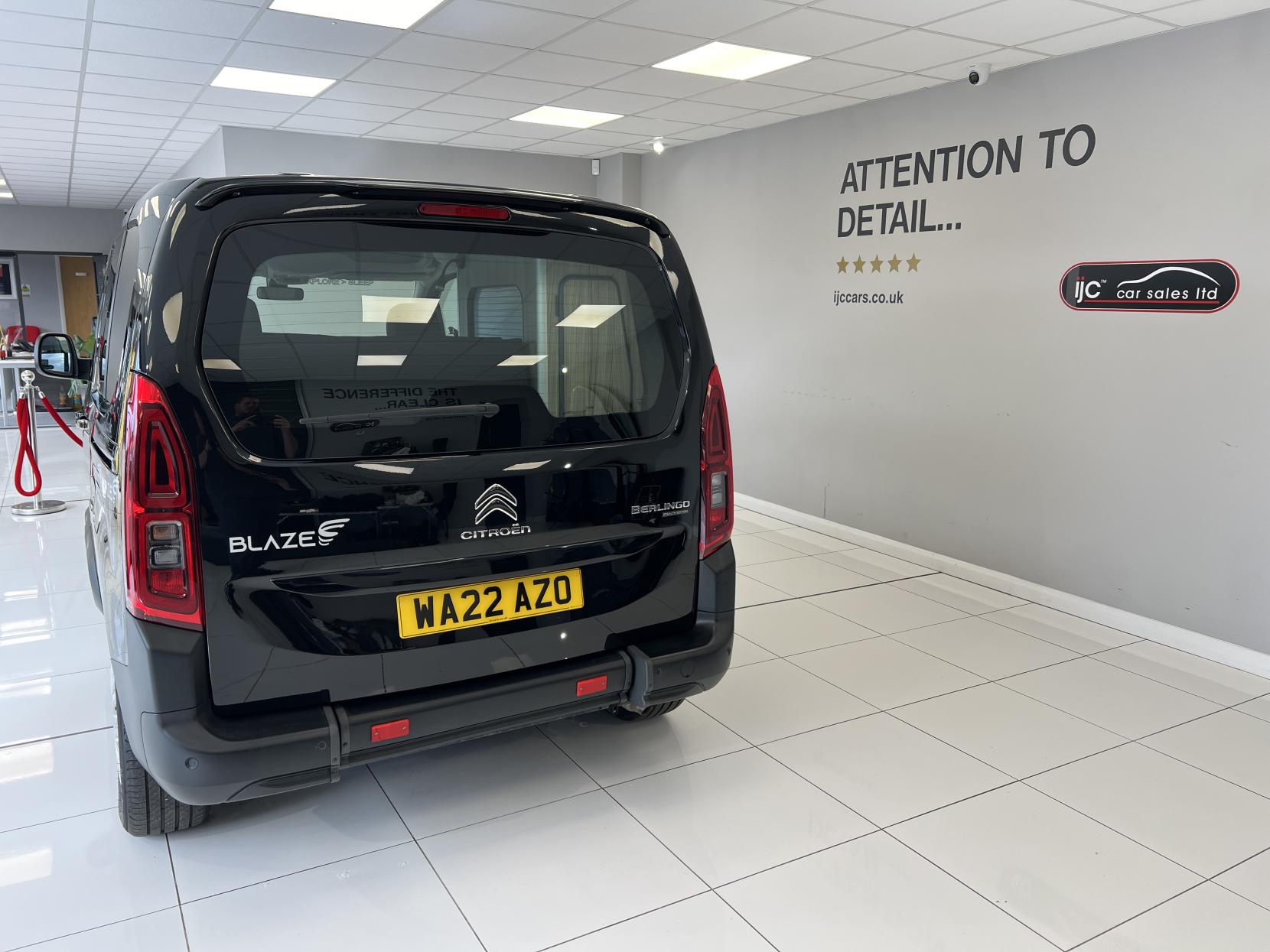 Citroen Berlingo **FREE POP TOP ROOF OR A £3,000 DISCOUNT IF NOT REQUIRED!** 2022 CITROEN BERLINGO WITH JUST 1,325 MILES!! BRAND NEW UNUSED MICRO CAMPER CONVERSION R&R BED LAYOUT!!!- with just 1,325 MILES! 1.5 BlueHDi Feel M MPV 5dr Diesel Manual Euro 6 (s/s) (100 ps)