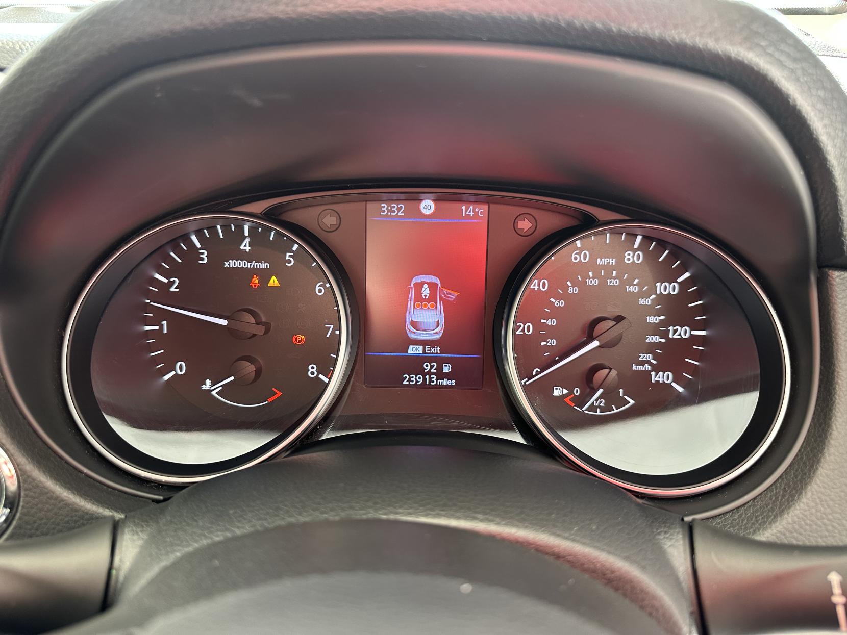 Nissan Qashqai 1.3 DIG-T N-Connecta SUV 5dr Petrol Manual Euro 6 (s/s) (160 ps)