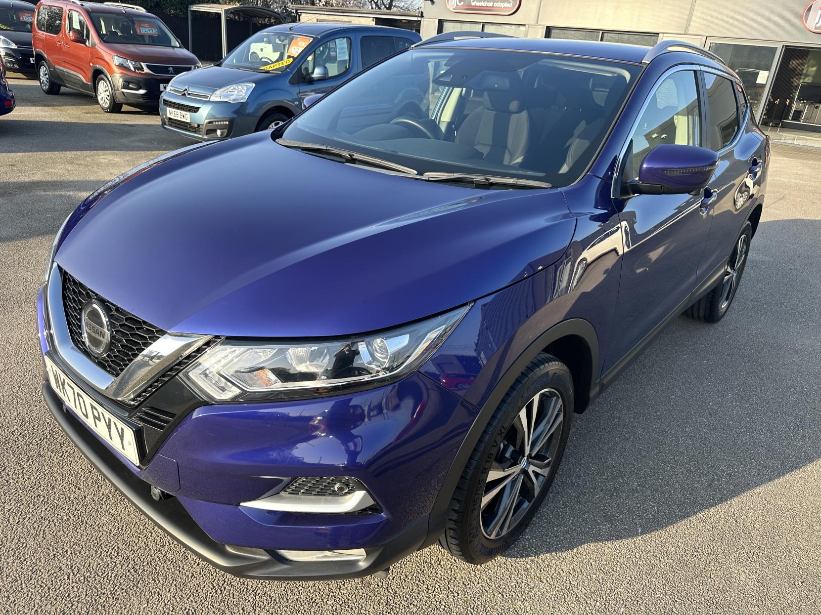 Nissan Qashqai 1.3 DIG-T N-Connecta SUV 5dr Petrol Manual Euro 6 (s/s) (160 ps)