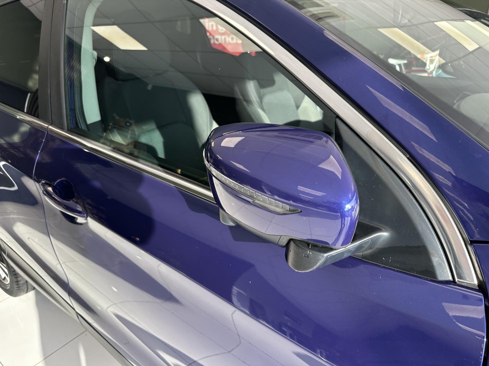 Nissan Qashqai 1.3 DIG-T N-Connecta SUV 5dr Petrol Manual Euro 6 (s/s) (160 ps)