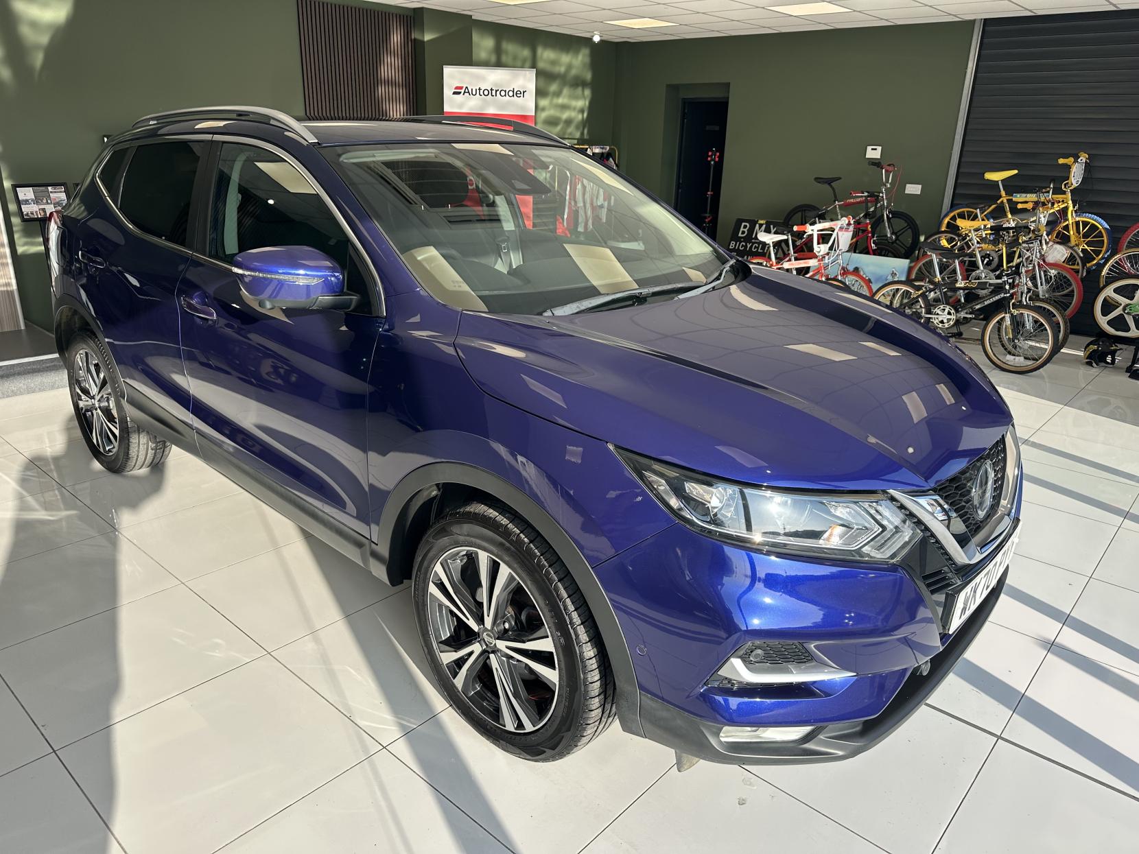 Nissan Qashqai 1.3 DIG-T N-Connecta SUV 5dr Petrol Manual Euro 6 (s/s) (160 ps)