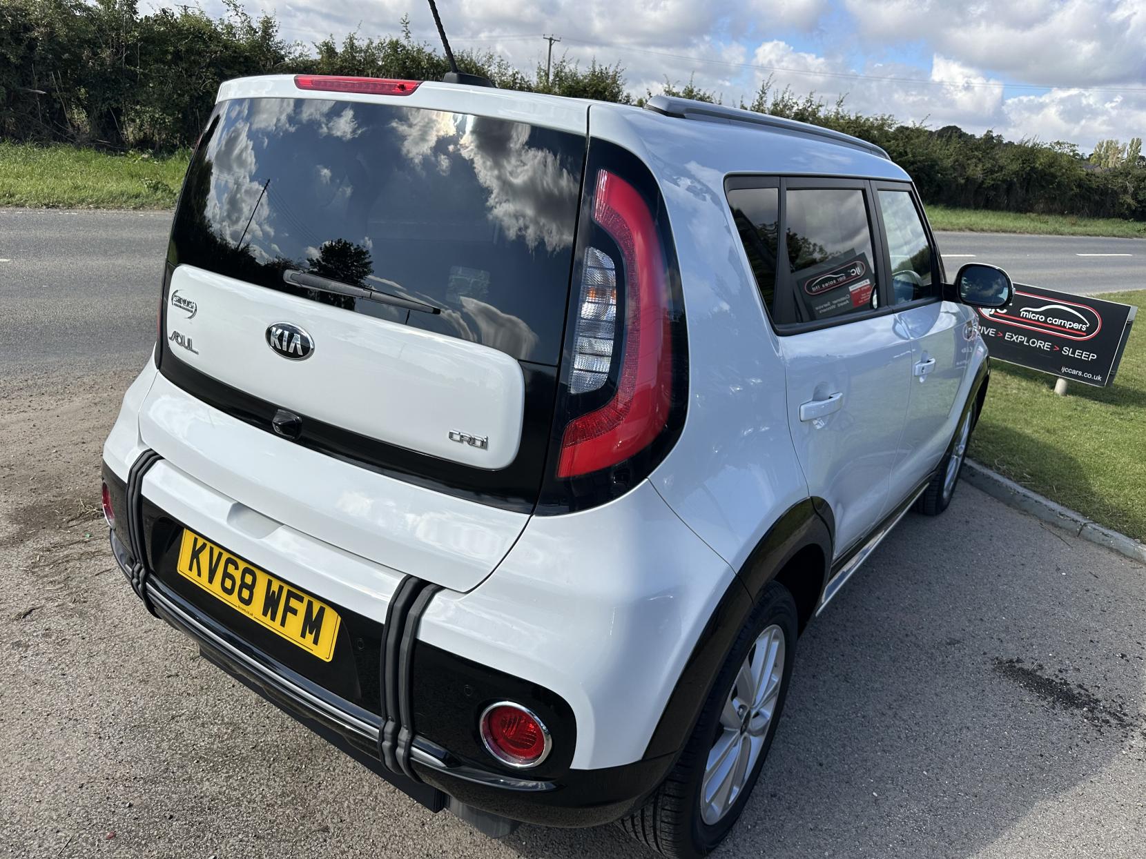 Kia Soul  RARE Diesel AUTO WHEELCHAIR ADAPTED MPV! JUST 3,320 MILES!