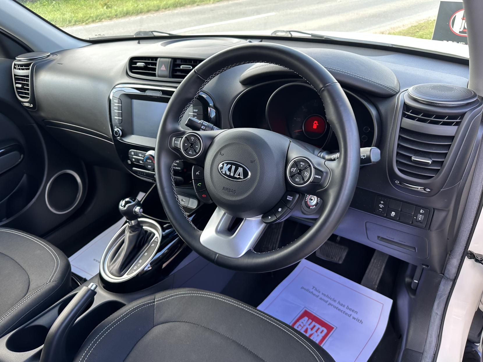 Kia Soul  RARE Diesel AUTO WHEELCHAIR ADAPTED MPV! JUST 3,320 MILES!