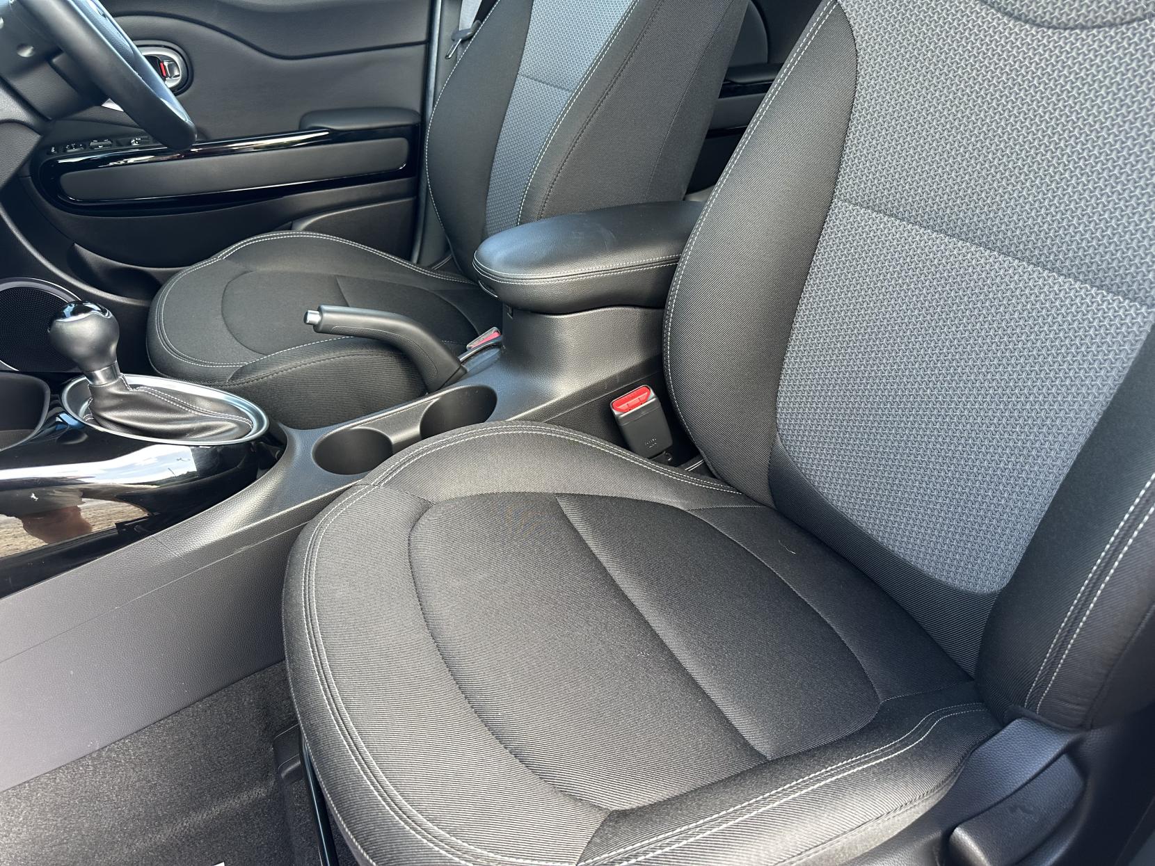 Kia Soul  RARE Diesel AUTO WHEELCHAIR ADAPTED MPV! JUST 3,320 MILES!
