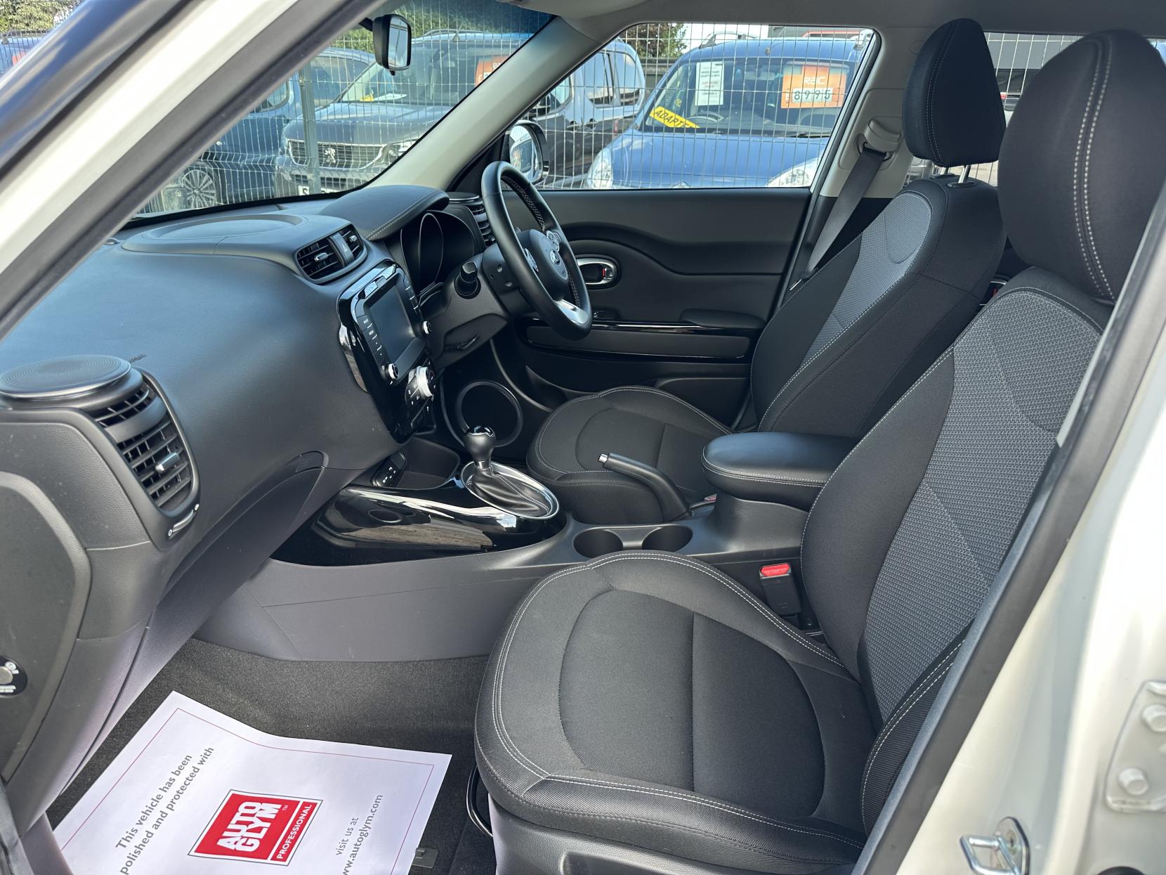 Kia Soul  RARE Diesel AUTO WHEELCHAIR ADAPTED MPV! JUST 3,320 MILES!
