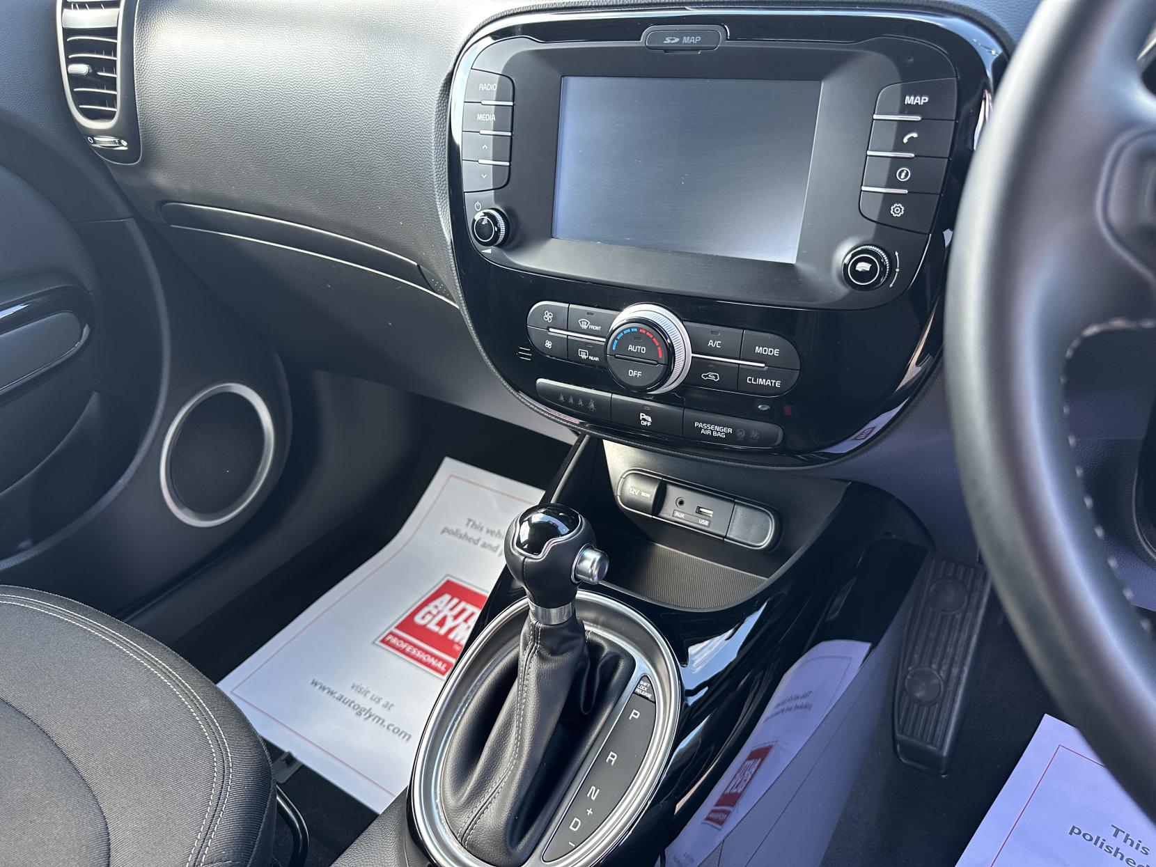Kia Soul  RARE Diesel AUTO WHEELCHAIR ADAPTED MPV! JUST 3,320 MILES!
