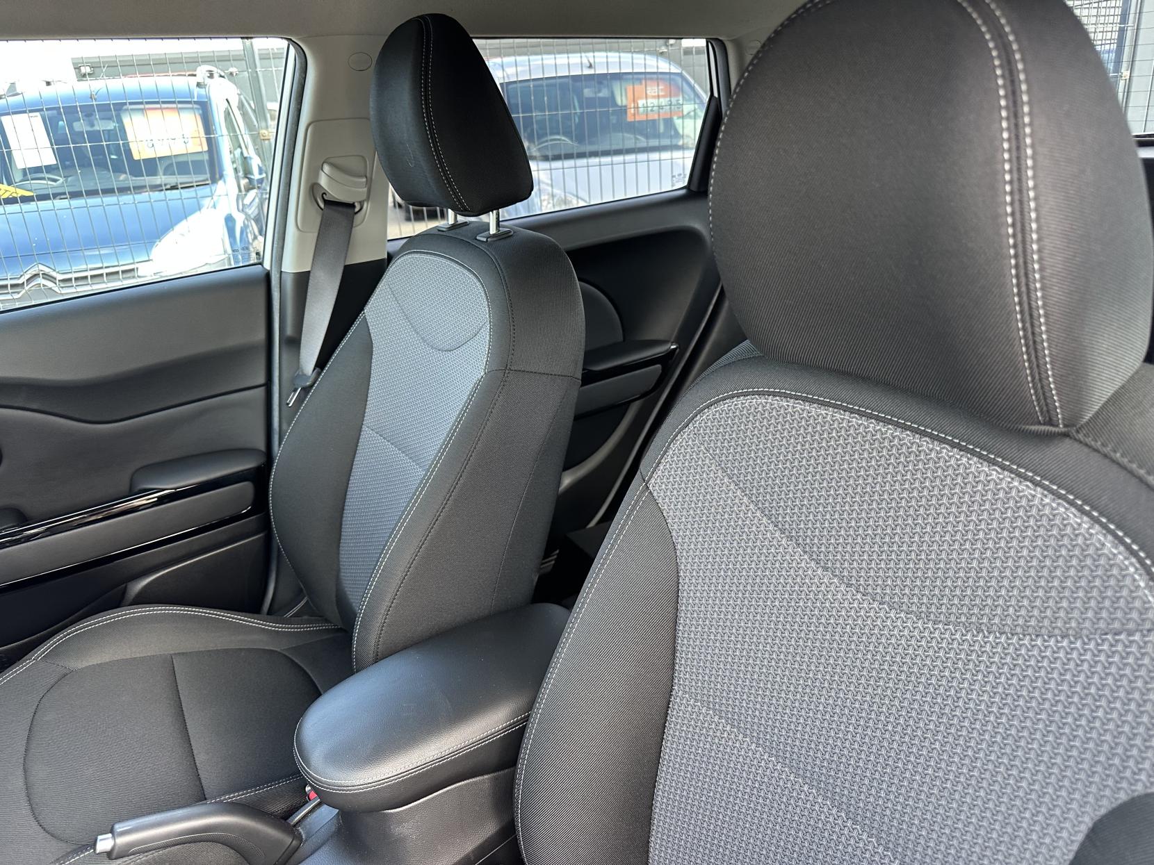 Kia Soul  RARE Diesel AUTO WHEELCHAIR ADAPTED MPV! JUST 3,320 MILES!