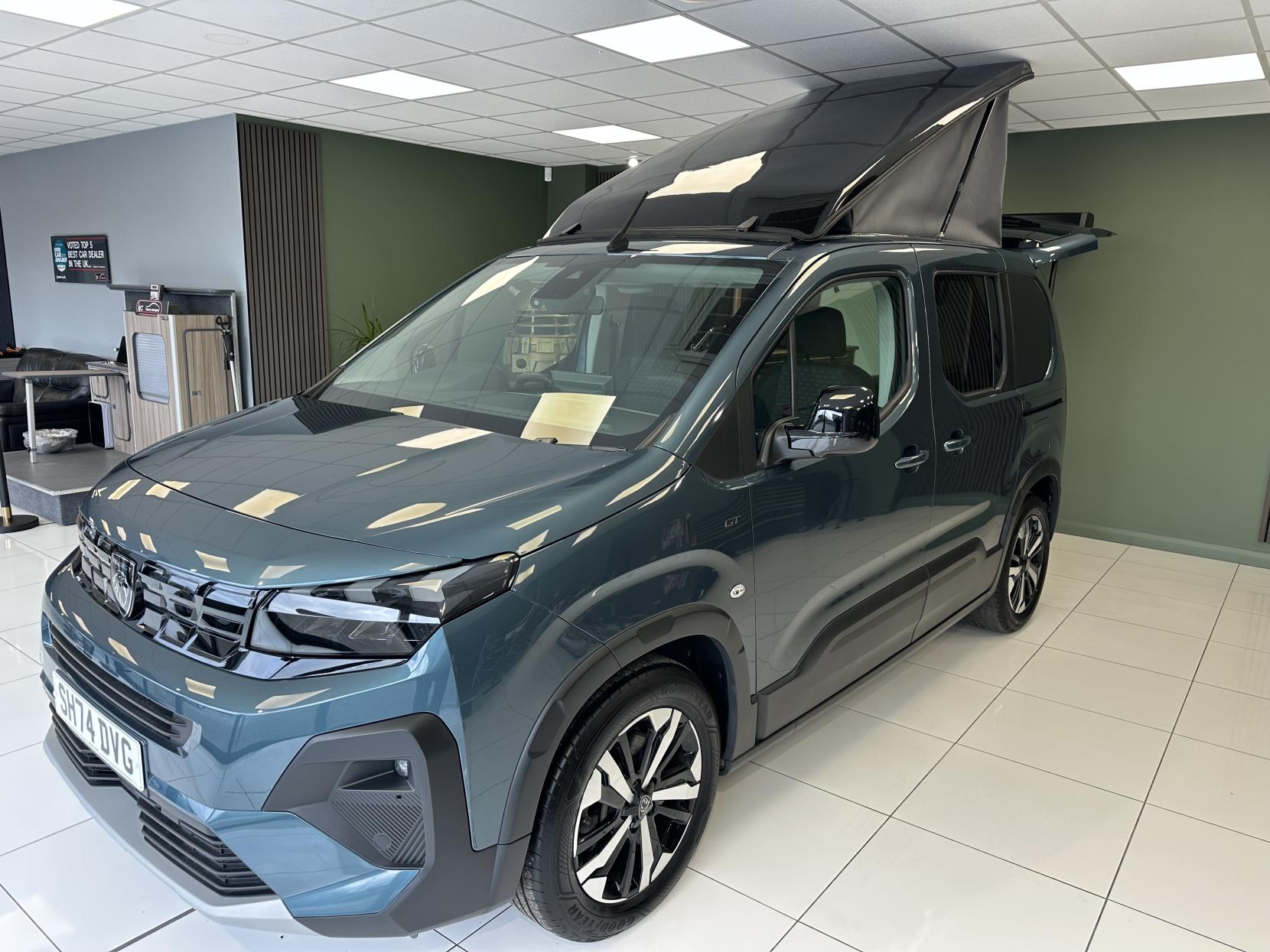 Peugeot JUST 6,000 MILES!