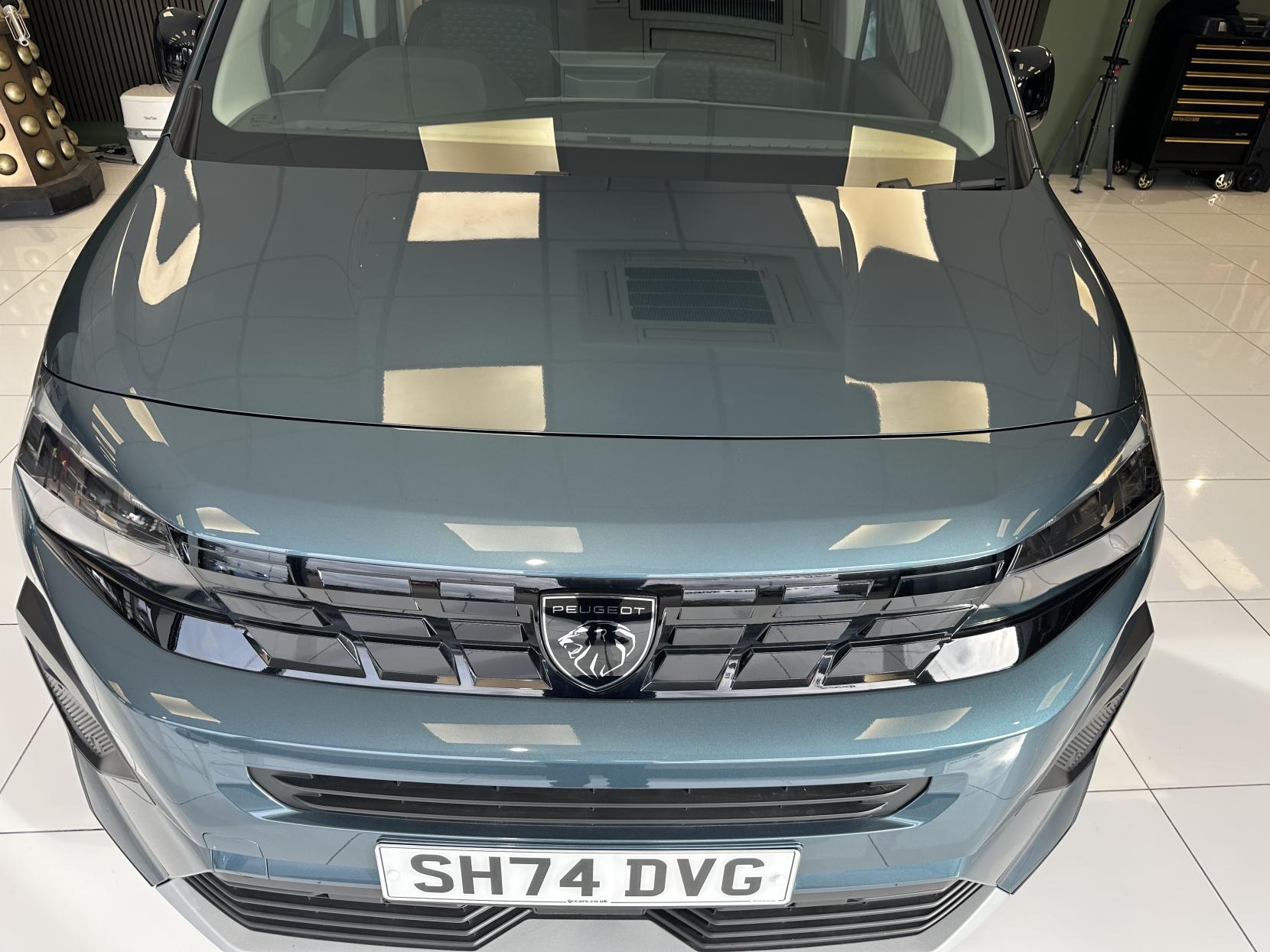 Peugeot JUST 6,000 MILES!