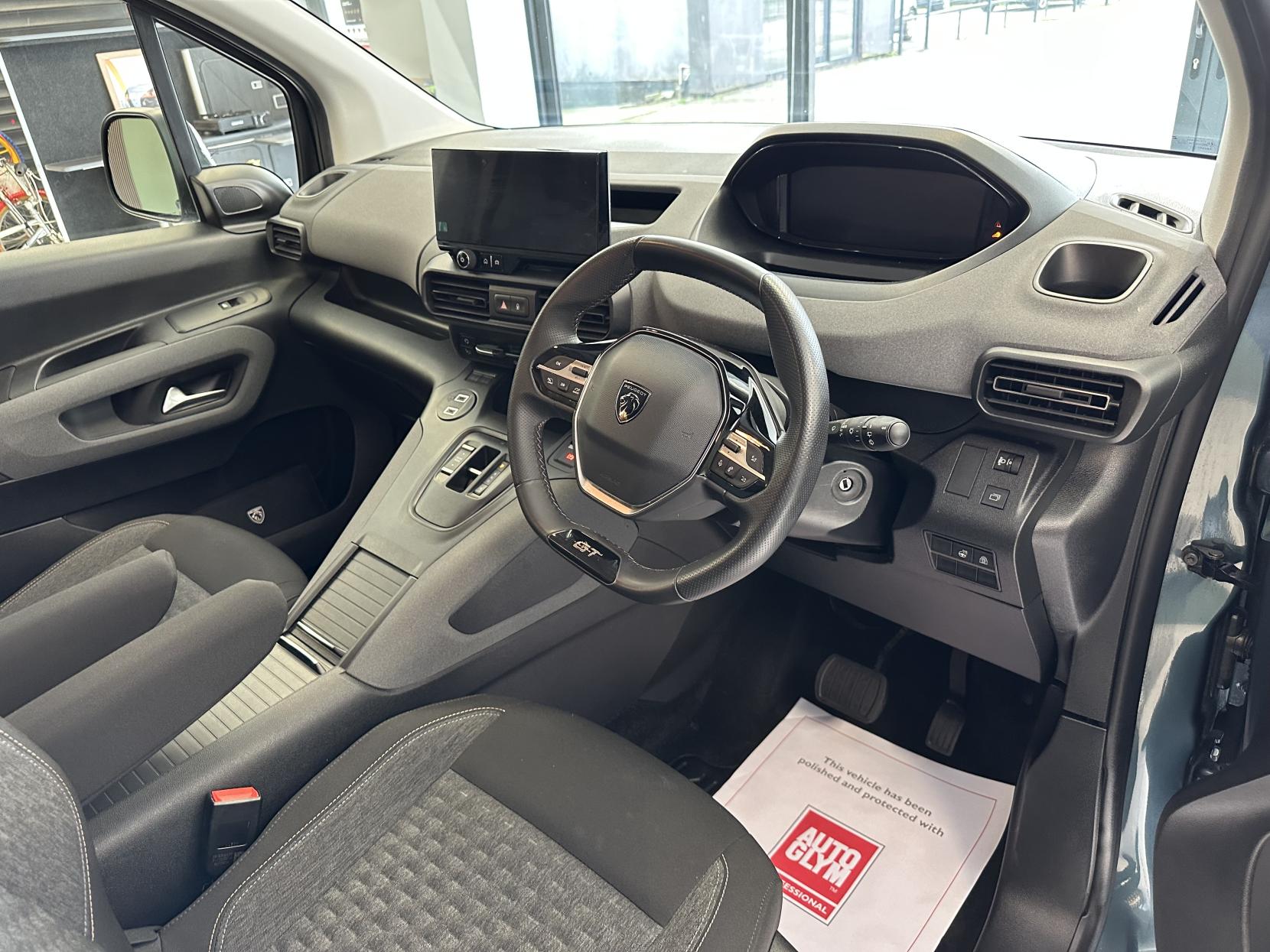 Peugeot JUST 6,000 MILES!