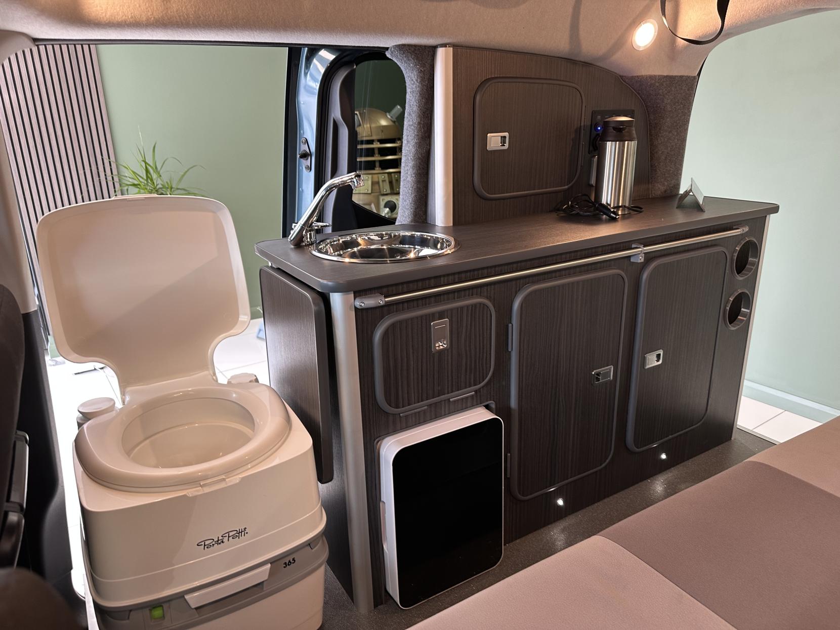 Peugeot JUST 6,000 MILES!