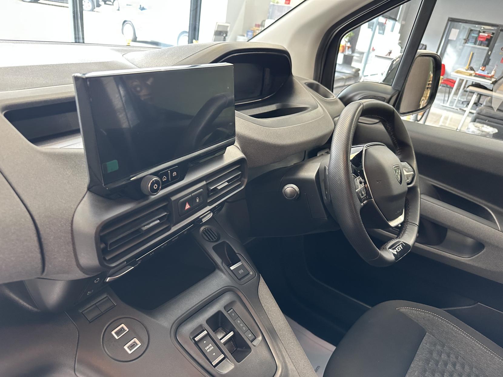 Peugeot JUST 6,000 MILES!