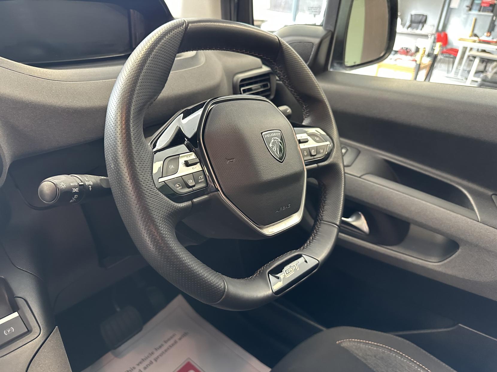 Peugeot JUST 6,000 MILES!