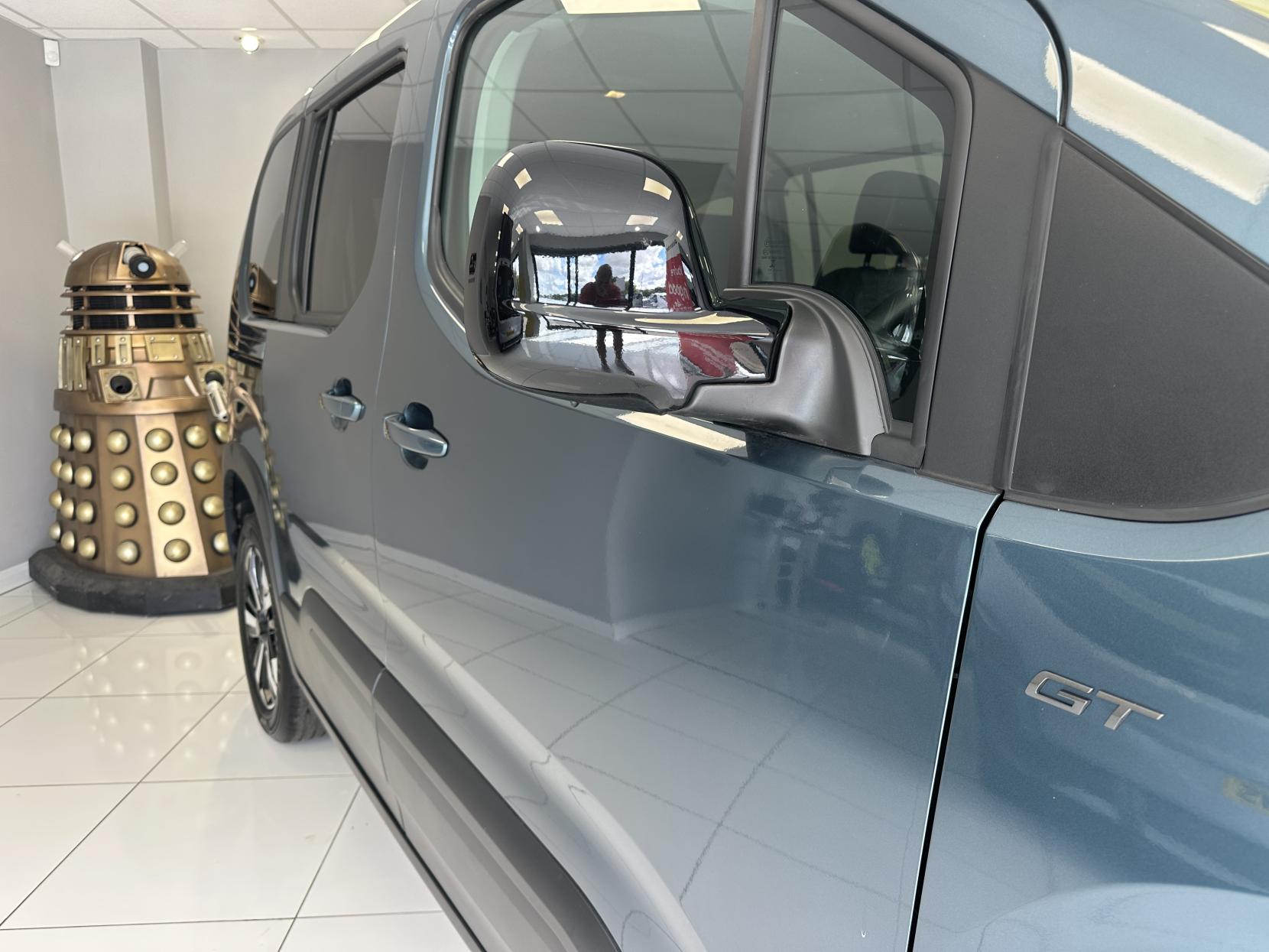 Peugeot JUST 6,000 MILES!  