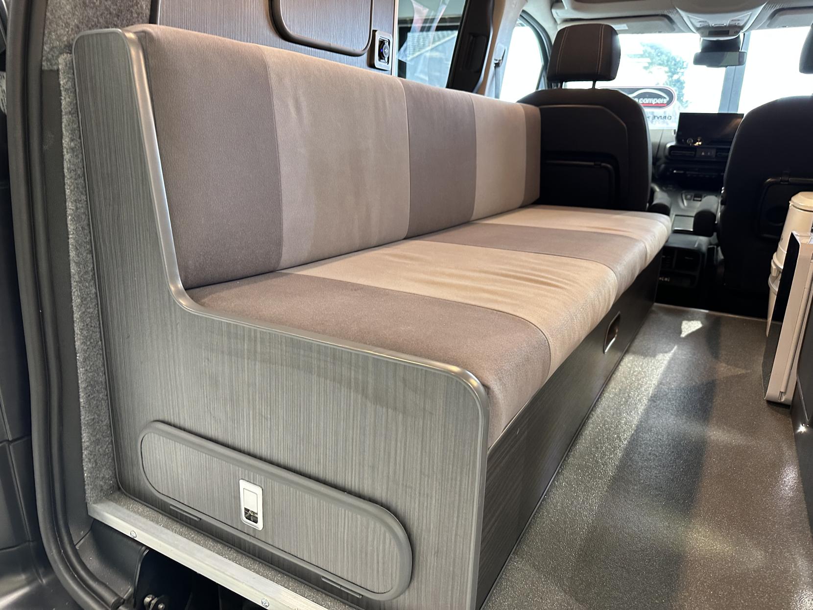 Peugeot JUST 6,000 MILES!