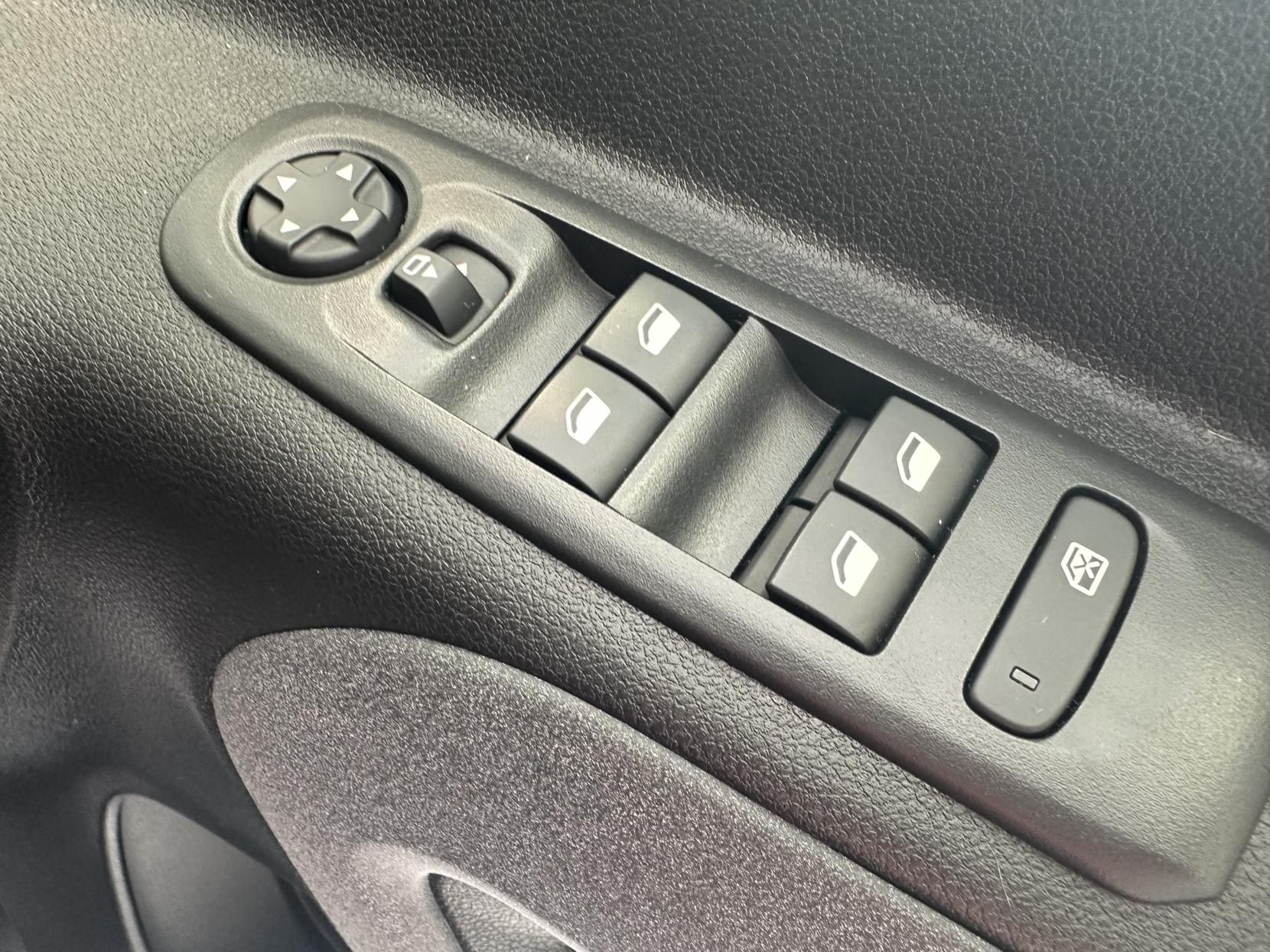 Peugeot JUST 6,000 MILES!  