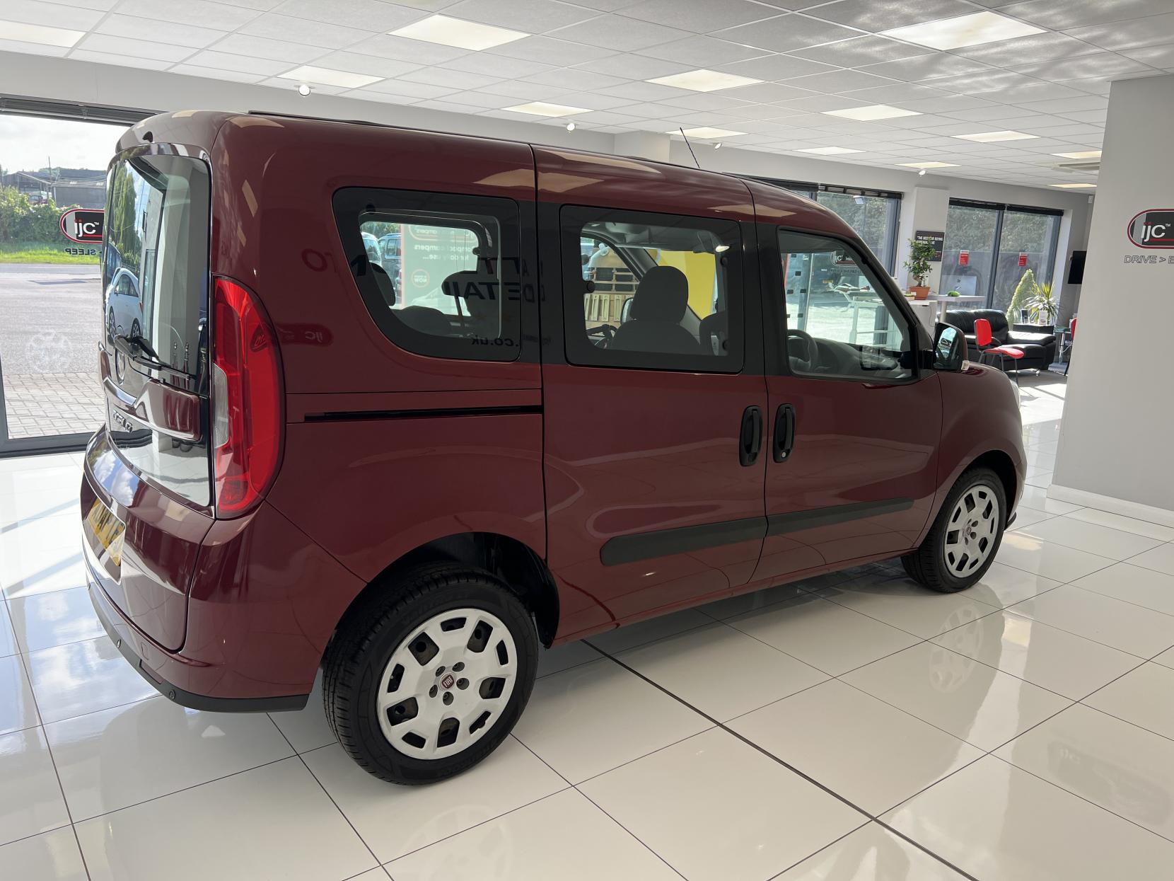 Fiat Doblo * NEW PRICE! Save £5,000!! * - Passenger Upfront Wheelchair Adapted Vehicle - 1.6 MultiJet Easy MPV 5dr Diesel Manual Euro 6 (95 ps)