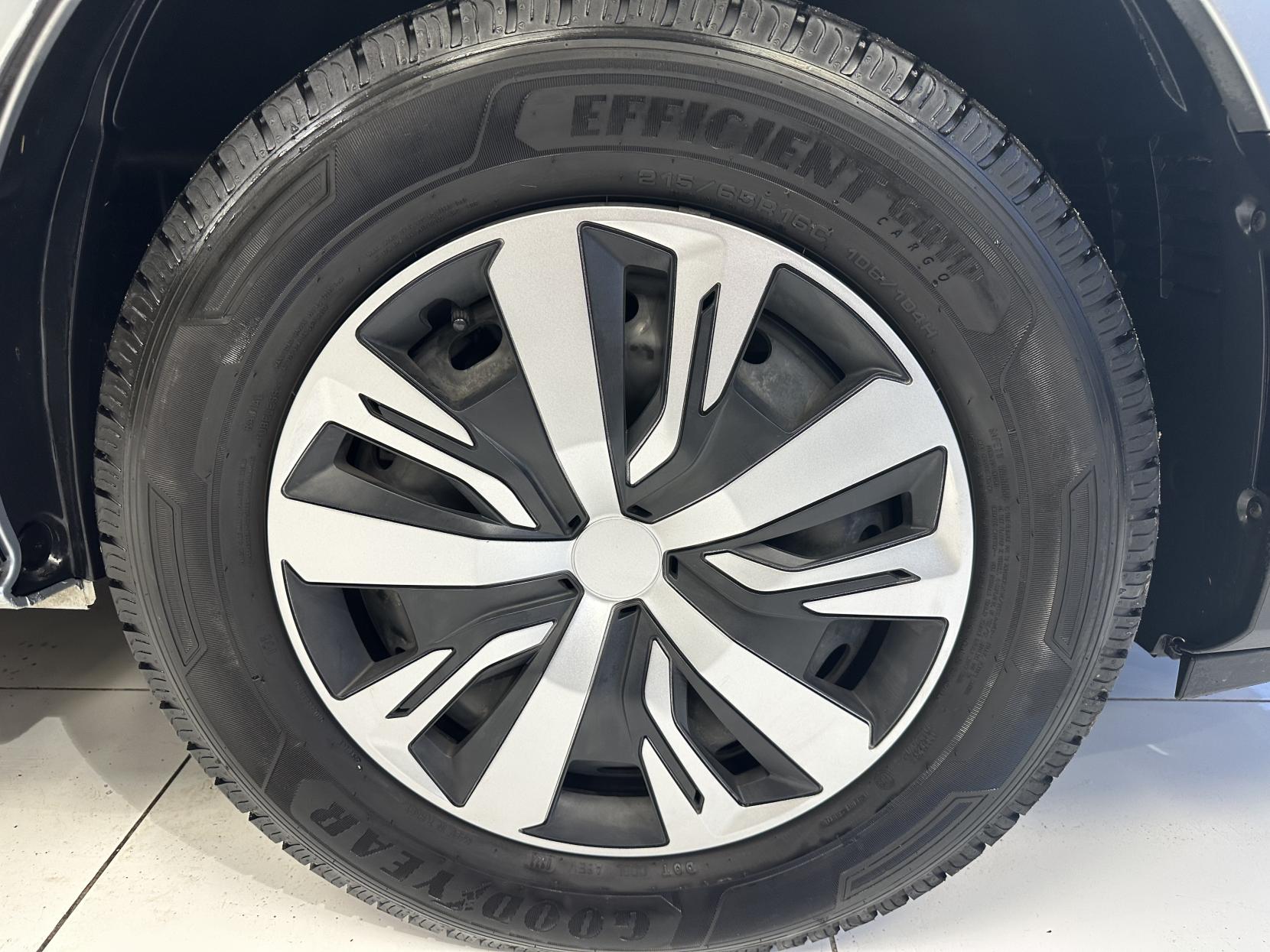 Renault Trafic RARE AUTOMATIC WAV,JUST 16,682 MILES!  CARRIES 6 INCLUDING WHEELCHAIR USER WITH A WINCH!