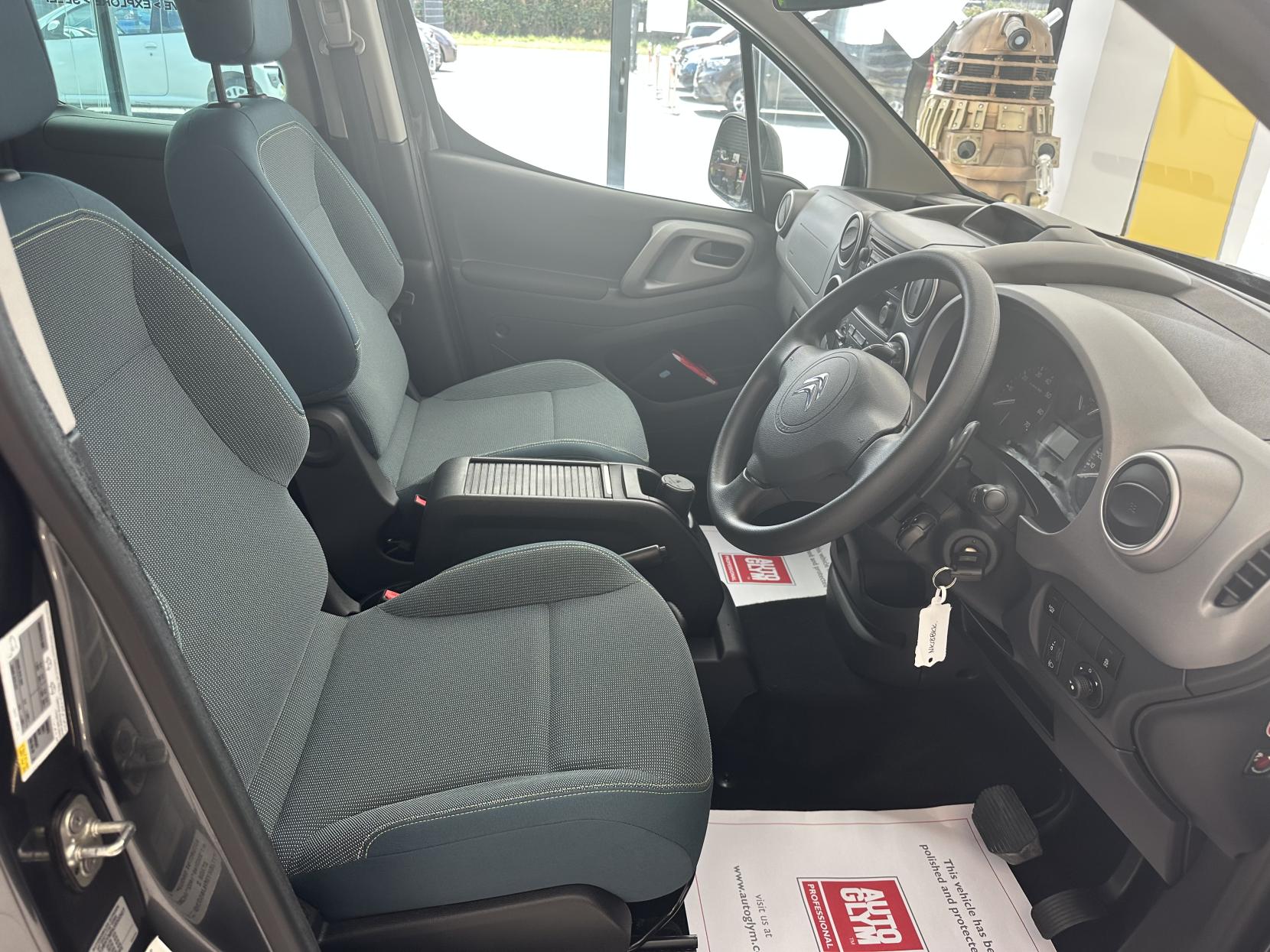 Citroen Berlingo AUTOMATIC WAV, JUST 1,316 MILES!  (YES 1,316 MILES) 1.6 BlueHDi Feel Multispace MPV 5dr Diesel ETG6 Euro 6 (s/s) (100 ps)