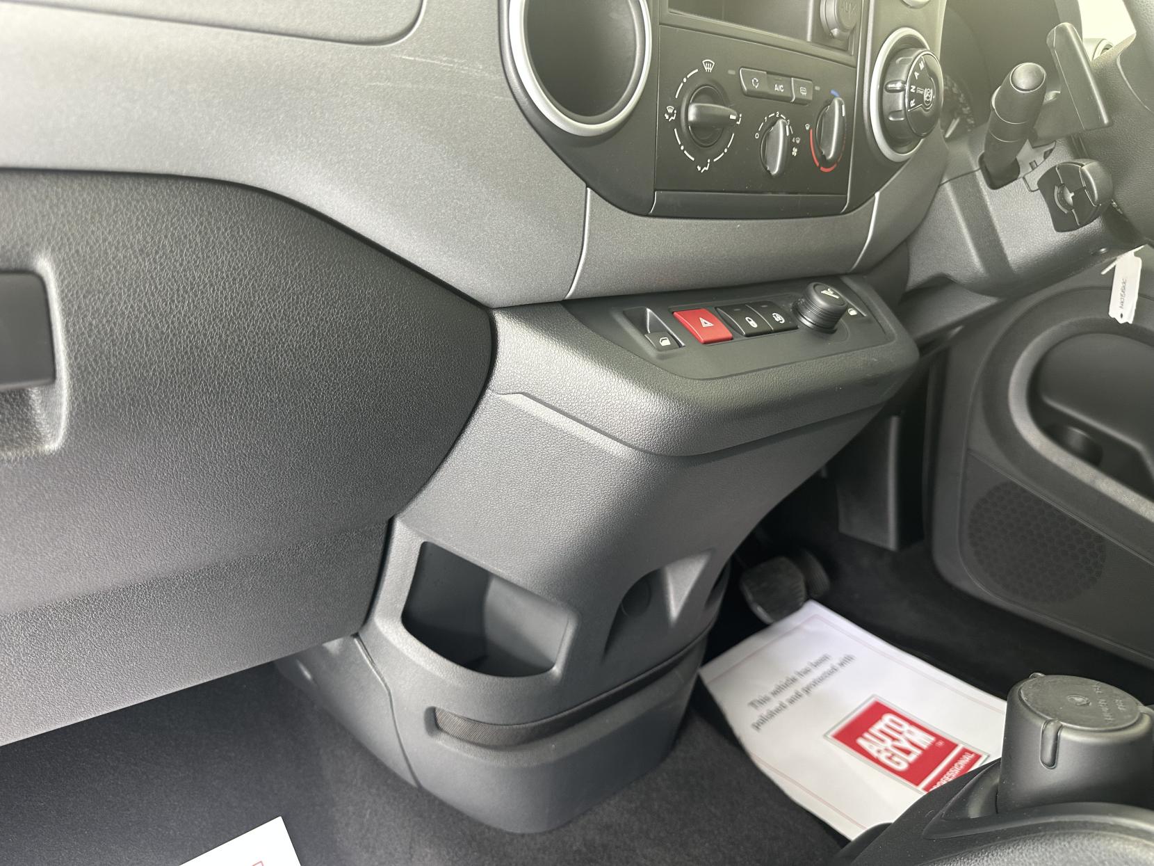 Citroen Berlingo AUTOMATIC WAV, JUST 1,316 MILES!  (YES 1,316 MILES) 1.6 BlueHDi Feel Multispace MPV 5dr Diesel ETG6 Euro 6 (s/s) (100 ps)