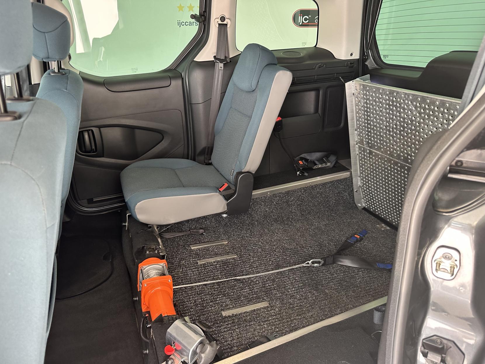 Citroen Berlingo AUTOMATIC WAV, JUST 1,316 MILES!  (YES 1,316 MILES) 1.6 BlueHDi Feel Multispace MPV 5dr Diesel ETG6 Euro 6 (s/s) (100 ps)