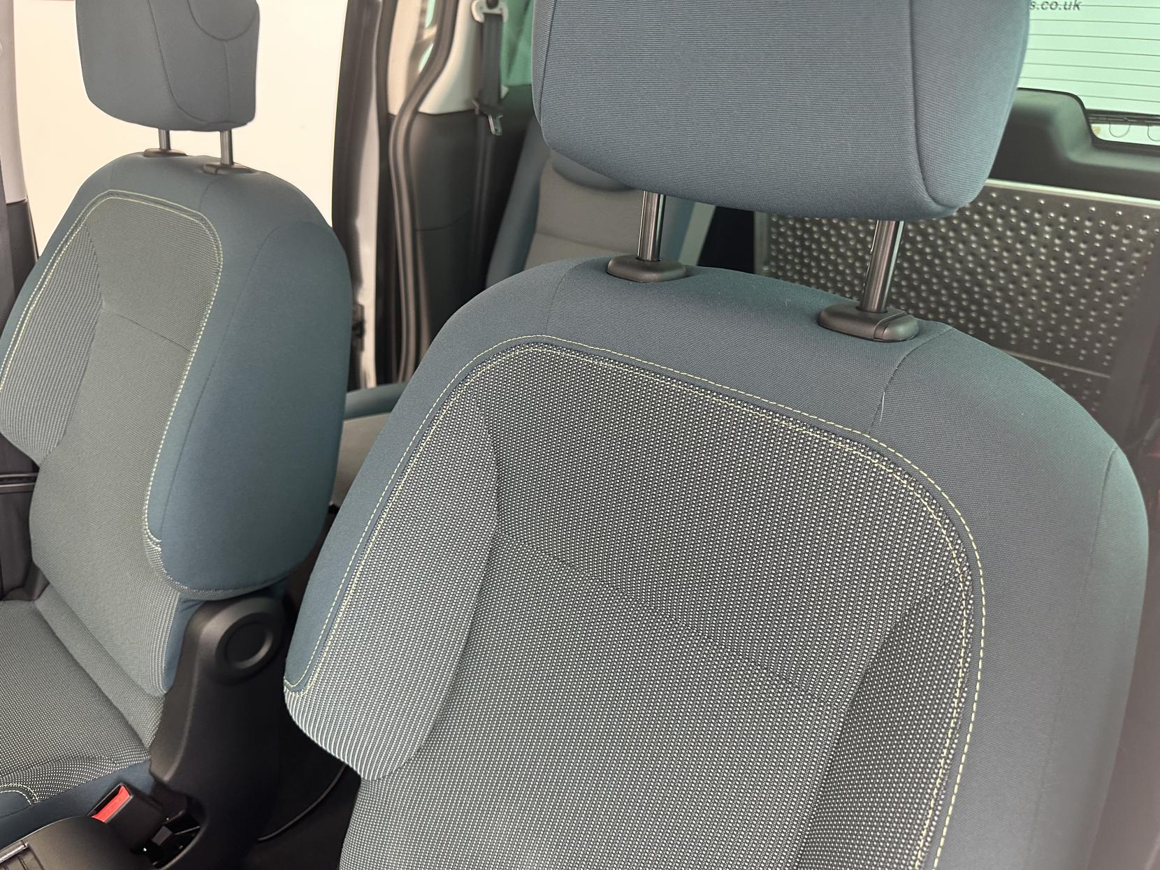 Citroen Berlingo AUTOMATIC WAV, JUST 1,316 MILES!  (YES 1,316 MILES) 1.6 BlueHDi Feel Multispace MPV 5dr Diesel ETG6 Euro 6 (s/s) (100 ps)