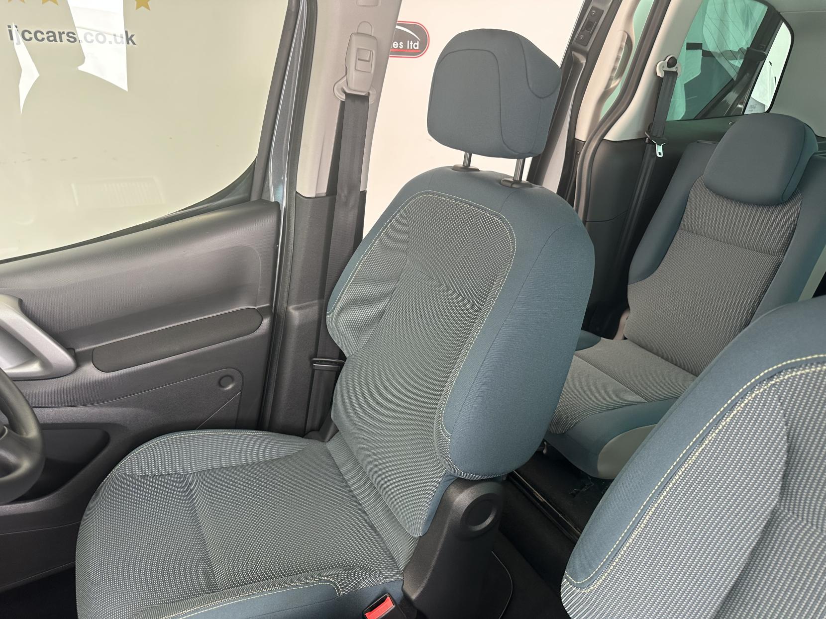 Citroen Berlingo AUTOMATIC WAV, JUST 1,316 MILES!  (YES 1,316 MILES) 1.6 BlueHDi Feel Multispace MPV 5dr Diesel ETG6 Euro 6 (s/s) (100 ps)