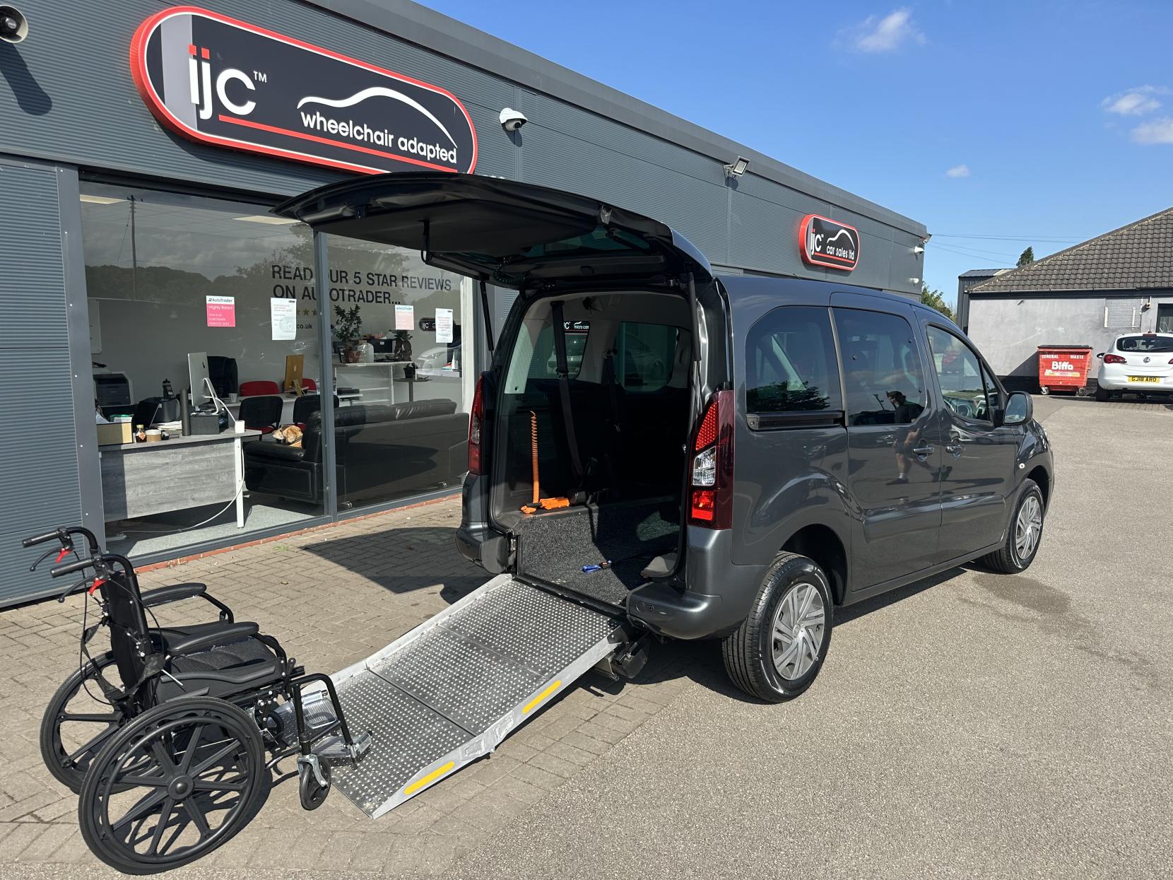Citroen Berlingo AUTOMATIC WAV, JUST 1,316 MILES!  (YES 1,316 MILES) 1.6 BlueHDi Feel Multispace MPV 5dr Diesel ETG6 Euro 6 (s/s) (100 ps)