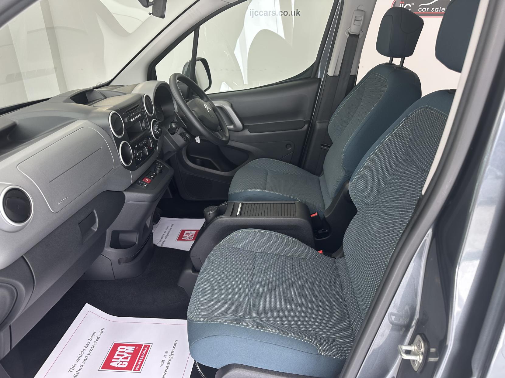 Citroen Berlingo AUTOMATIC WAV, JUST 1,316 MILES!  (YES 1,316 MILES) 1.6 BlueHDi Feel Multispace MPV 5dr Diesel ETG6 Euro 6 (s/s) (100 ps)