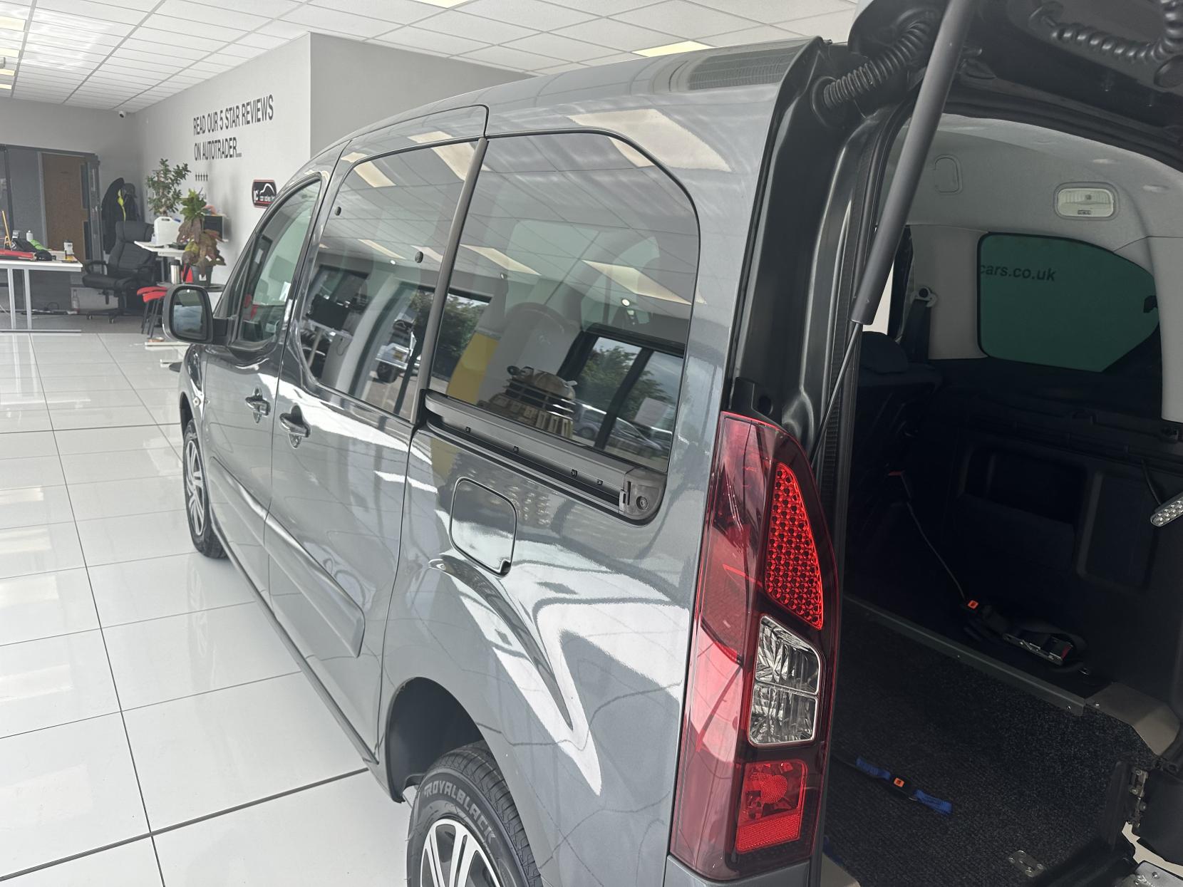 Citroen Berlingo AUTOMATIC WAV, JUST 1,316 MILES!  (YES 1,316 MILES) 1.6 BlueHDi Feel Multispace MPV 5dr Diesel ETG6 Euro 6 (s/s) (100 ps)