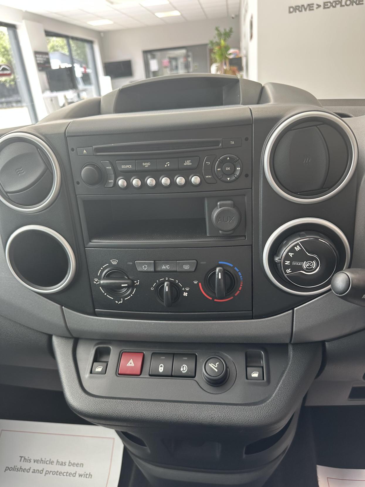 Citroen Berlingo AUTOMATIC WAV, JUST 1,316 MILES!  (YES 1,316 MILES) 1.6 BlueHDi Feel Multispace MPV 5dr Diesel ETG6 Euro 6 (s/s) (100 ps)
