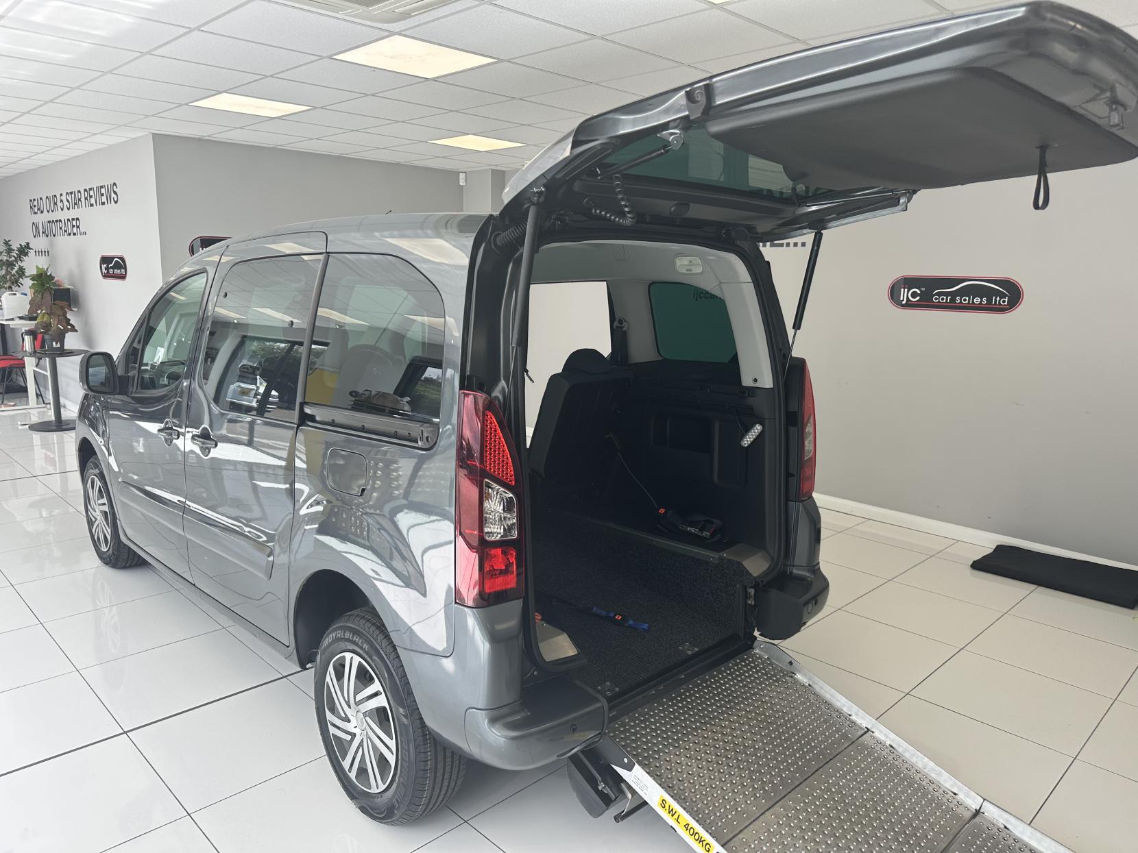 Citroen Berlingo AUTOMATIC WAV, JUST 1,316 MILES!  (YES 1,316 MILES) 1.6 BlueHDi Feel Multispace MPV 5dr Diesel ETG6 Euro 6 (s/s) (100 ps)