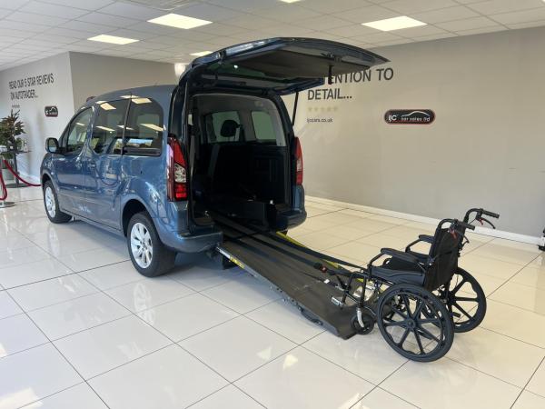 Citroen Berlingo 2019 Wheelchair Adapted Vehicle with Winch 3 seats carries 4 in total - 1.6 BlueHDi Feel Multispace MPV 5dr Diesel Manual Euro 6 (100 ps)