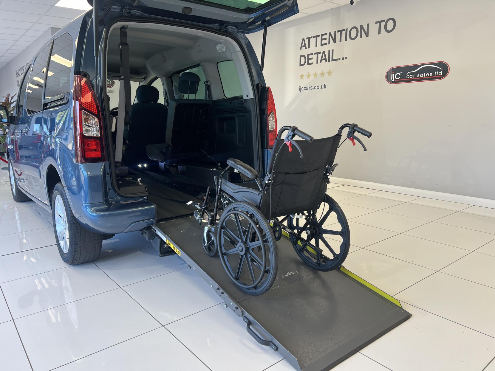 Citroen Berlingo 2019 Wheelchair Adapted Vehicle with Winch 3 seats carries 4 in total - 1.6 BlueHDi Feel Multispace MPV 5dr Diesel Manual Euro 6 (100 ps)